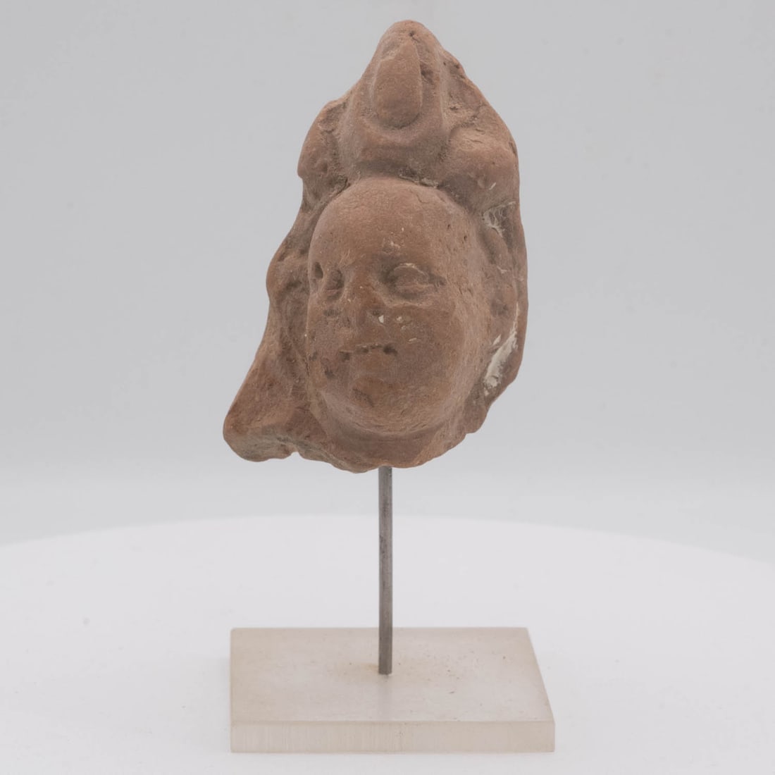 Antique Terracotta Head Figure: Medium: Terracotta Size: 2x2x4.5 inches Age/Detail: Antique Condition: great overall, check photo for condition reference. Provenance: Collection from Estate in Williamsburg Please view all the photos