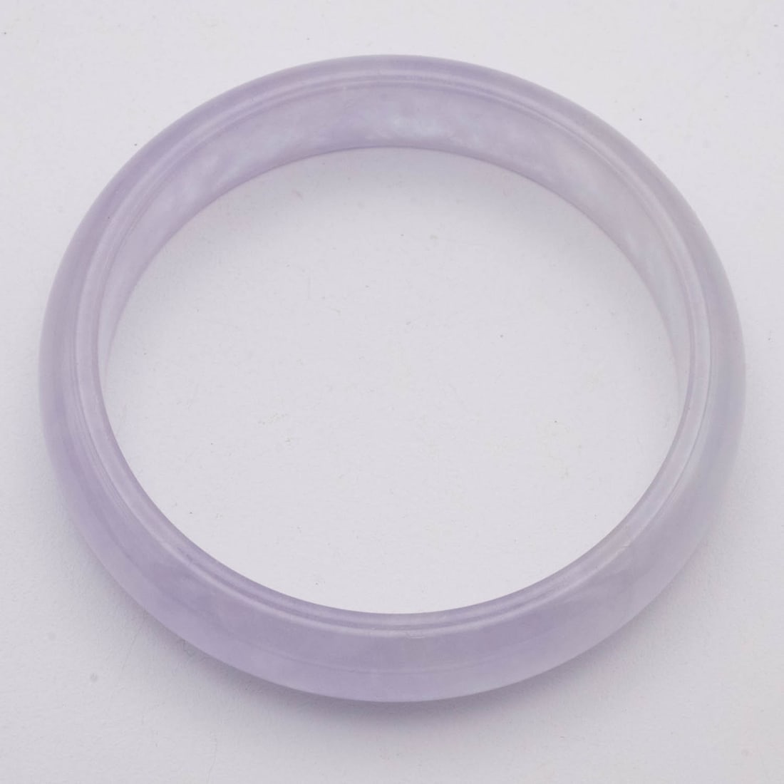 Chinese Lavender Jadeite Bangle: Medium: Lavender Jadeite Size: 2.3 inches Age/Detail: Chinese Condition: great overall, check photo for condition reference. Provenance: Collection from Estate in Williamsburg Please view all the phot