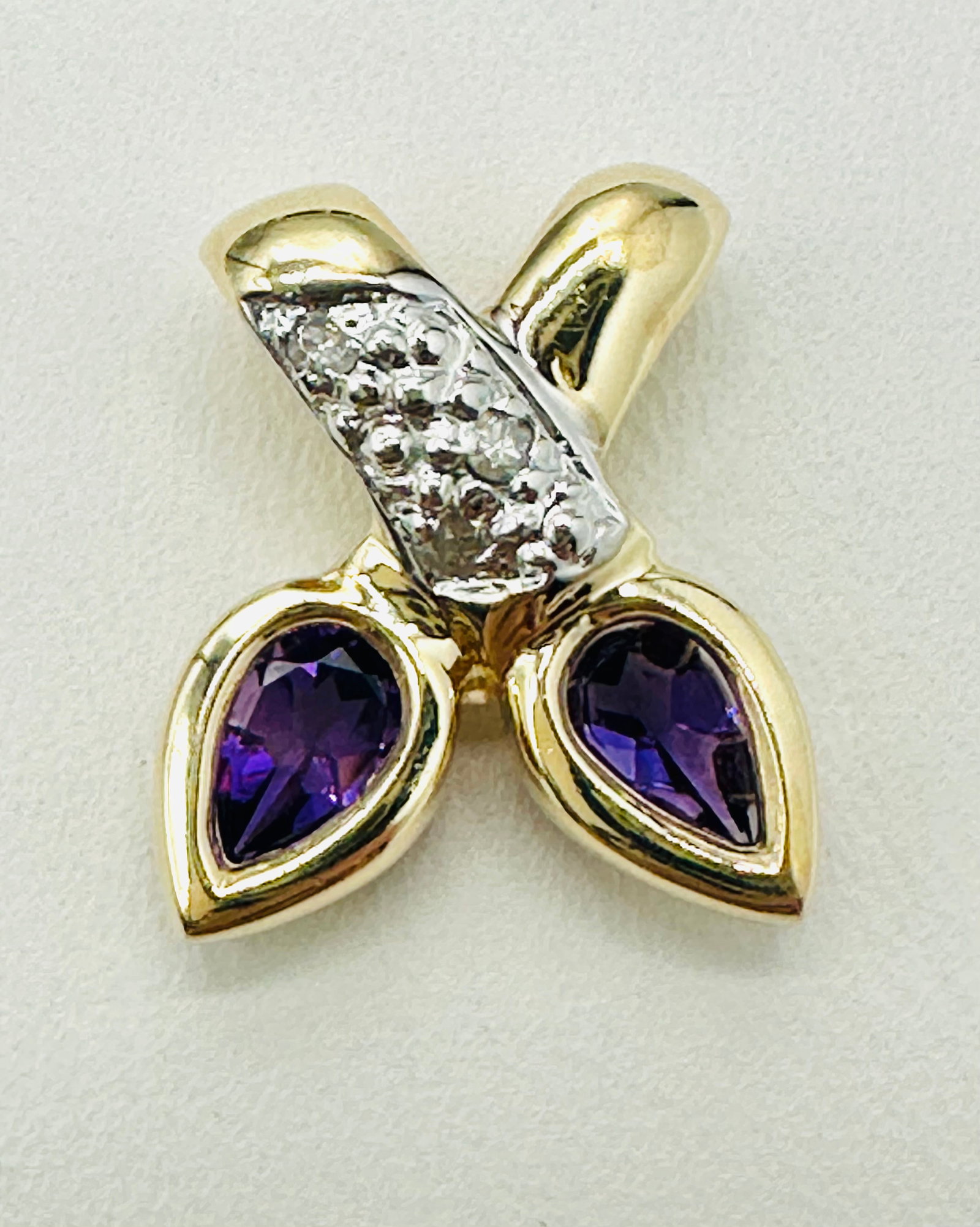 10KT Yellow Gold Natural Diamond and Amethyst Pendant # 2463 (1 of 4)