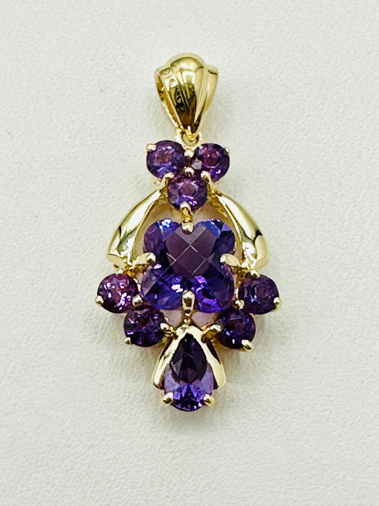 14KT Yellow Gold Amethyst Pendant # 2472 (1 of 4)