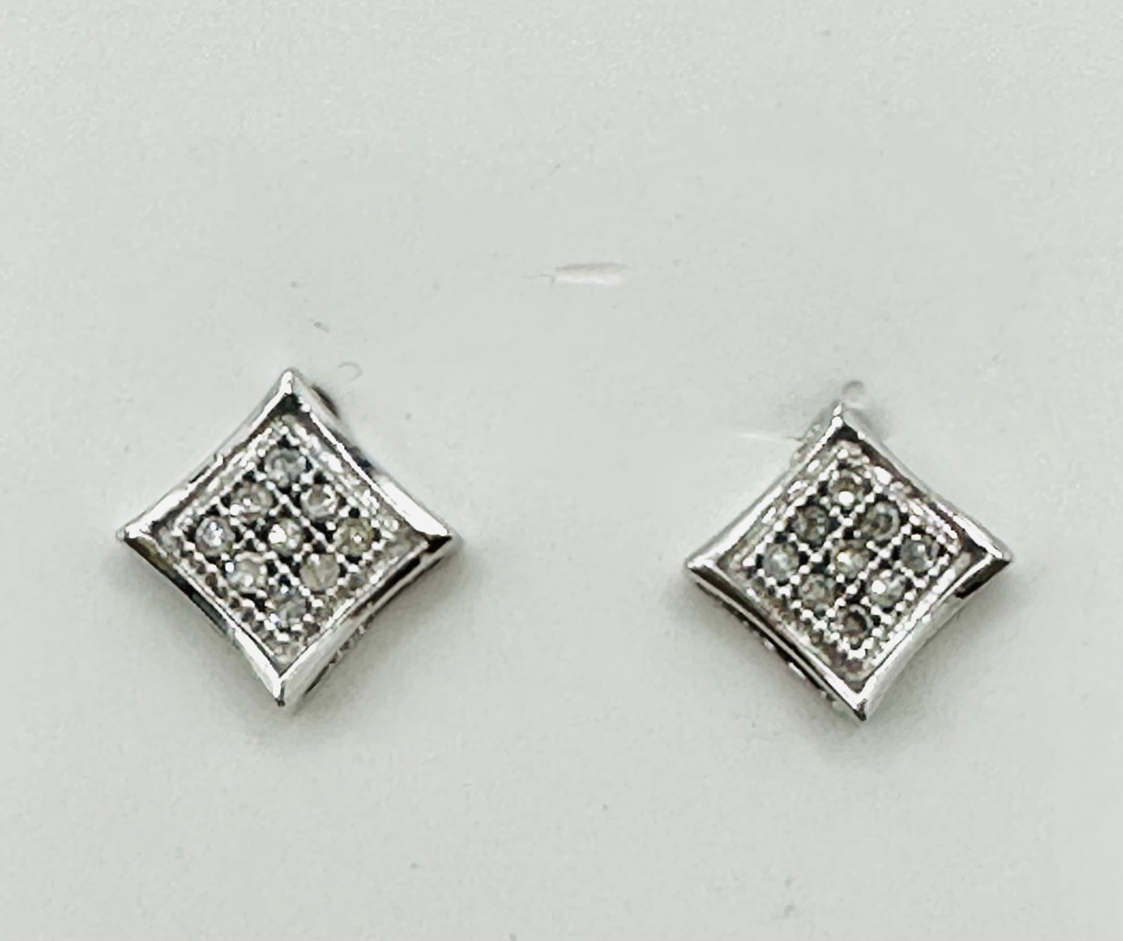 14KT White Gold,Pair of Natural Diamond Studs Earrings # 2777 (1 of 4)