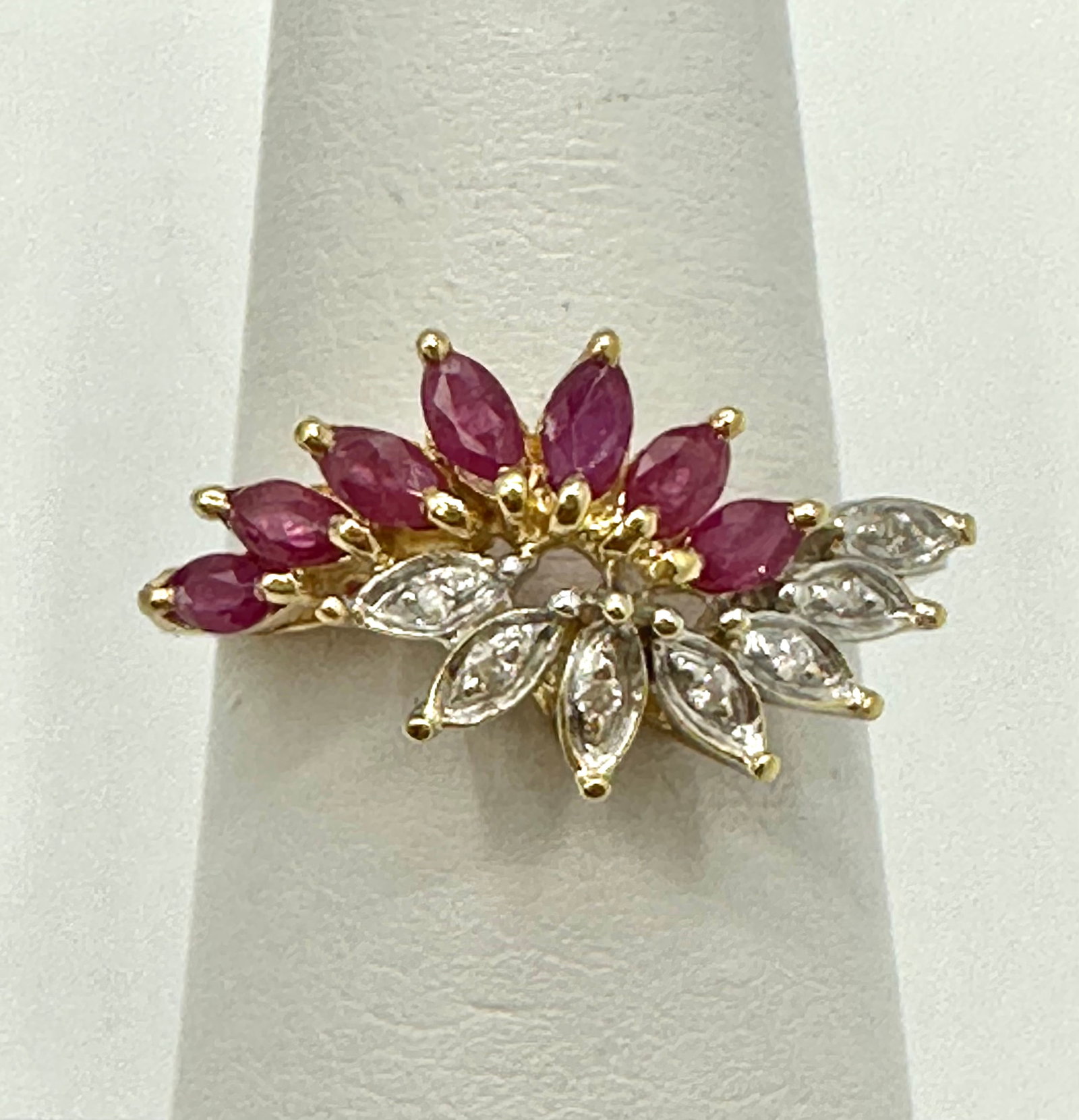 Natural Diamond and Ruby Ring,14KT Yellow Gold # 2786: # 2786 Natural Diamond and Ruby Ring,14KT Yellow Gold 7 pieces diamond 0.03 carat( t.w.) 7 pieces marquis ruby 1.00 carat (t.w.) Ring Weight: 2.70 grams(t.w.) Ring Size: 6.25
