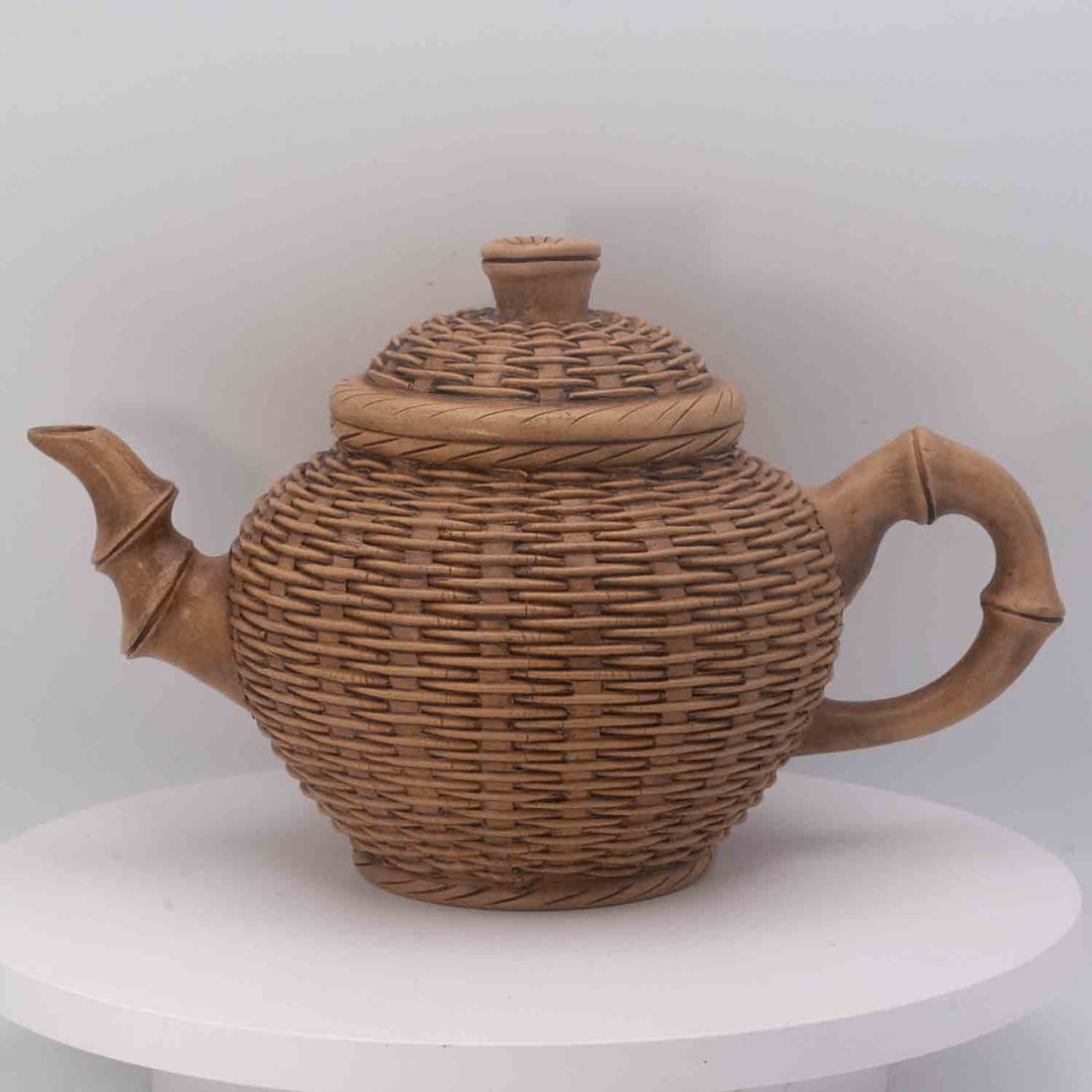 20th C. Chinese Yixing Zisha Basket-Weave Bamboo Teapot, Signed YueXin: Medium: Zisha Basket-Weave Bamboo Size: 5x5.2x8.5 inches Age/Detail: 20th C. Chinese Yixing Condition: great overall, check photo for condition reference. Provenance: Please view all the photos as the
