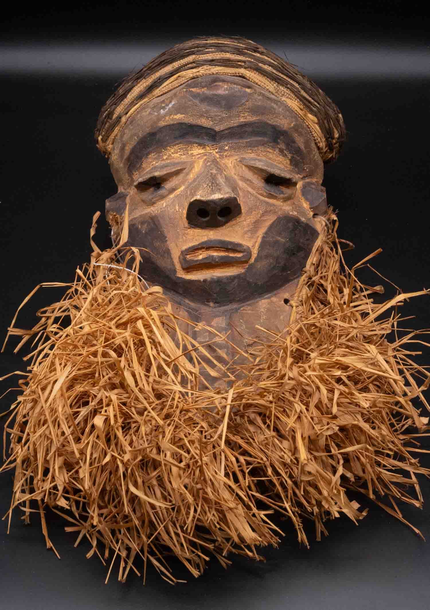 African Bapende Wood Mask: Medium: Bapende Wood Size: 12x6x4 inches Age/Detail: African Condition: Good, blemishes, check photo Provenance: Collection from Estate in Tribecca Please view all the photos as they are part of the c