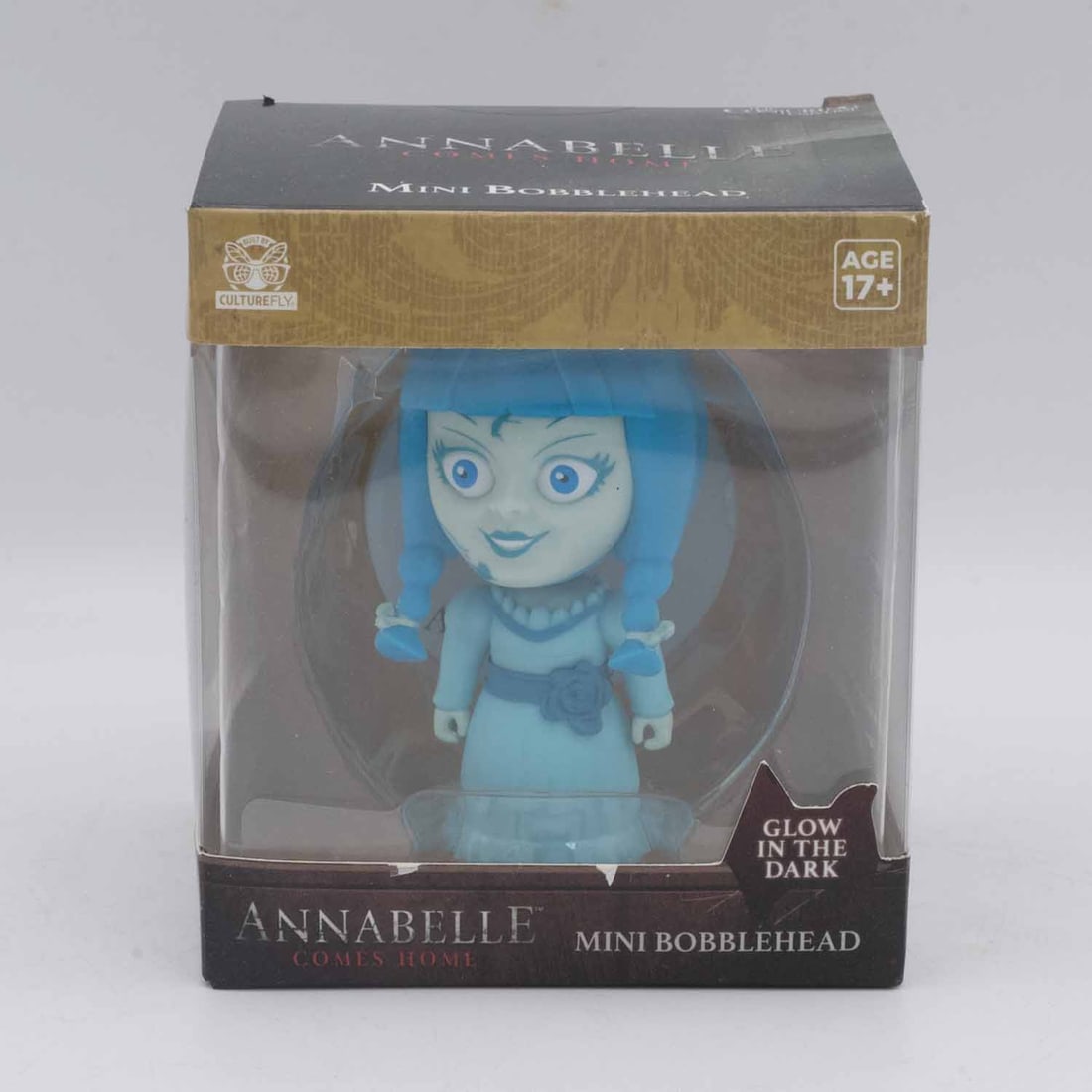 Glow In the Dark Wobblehead Annabelle: Medium: Wobblehead Size: 3.5x3x3.6 inches Age/Detail: Glow In the Dark Condition: Great overall, check photo for reference Provenance: Collection from Estate in Jamaica Please view all the photos as t