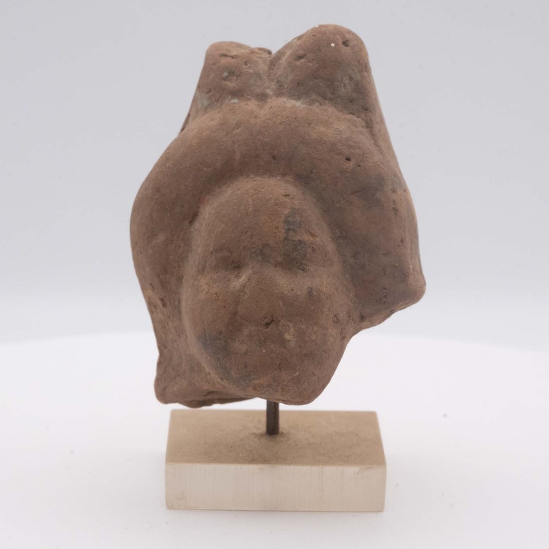 Tang Dynasty Chinese Terracotta Female Head Attendant Fragment: Medium: Terracotta Size: 2.3x1.7x3.3 inches Age/Detail: Tang Dynasty Chinese Condition: great overall, check photo for condition reference. Provenance: Collection from Estate in Williamsburg Please vi