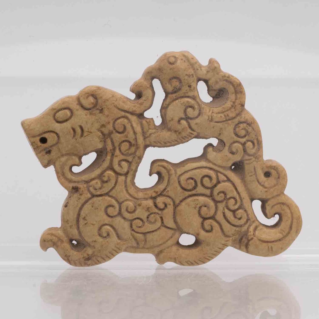 Antique Style Chinese Carved Jade Dragon Pendant: Medium: Jade Size: 2.3x1.7x0.3 inches Age/Detail: Antique Style Chinese Carved Condition: great overall, check photo for condition reference. Provenance: Collection from Estate in Williamsburg Please 
