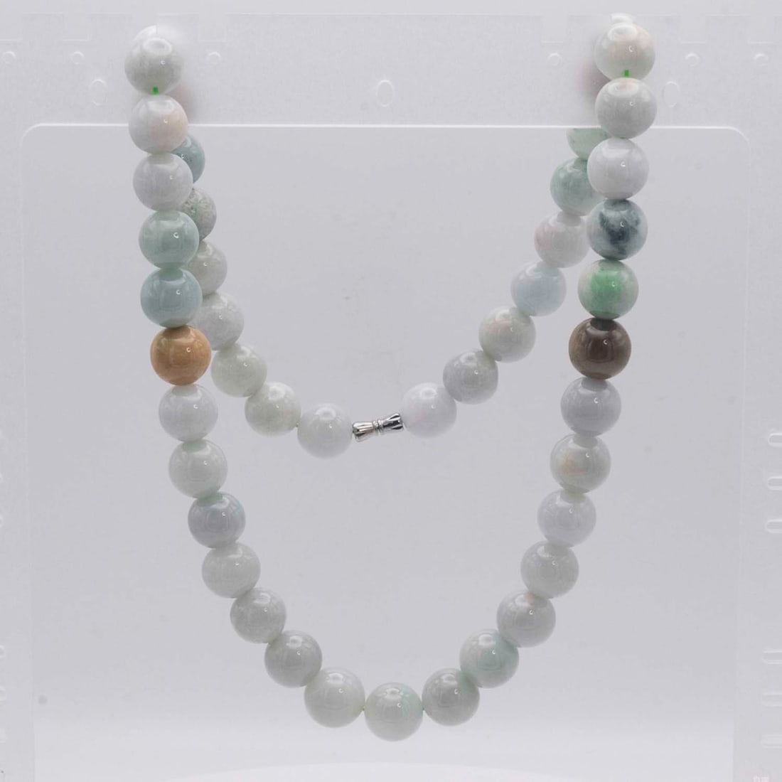 Chinese Natural Jadeite Bead Necklace (1 of 7)