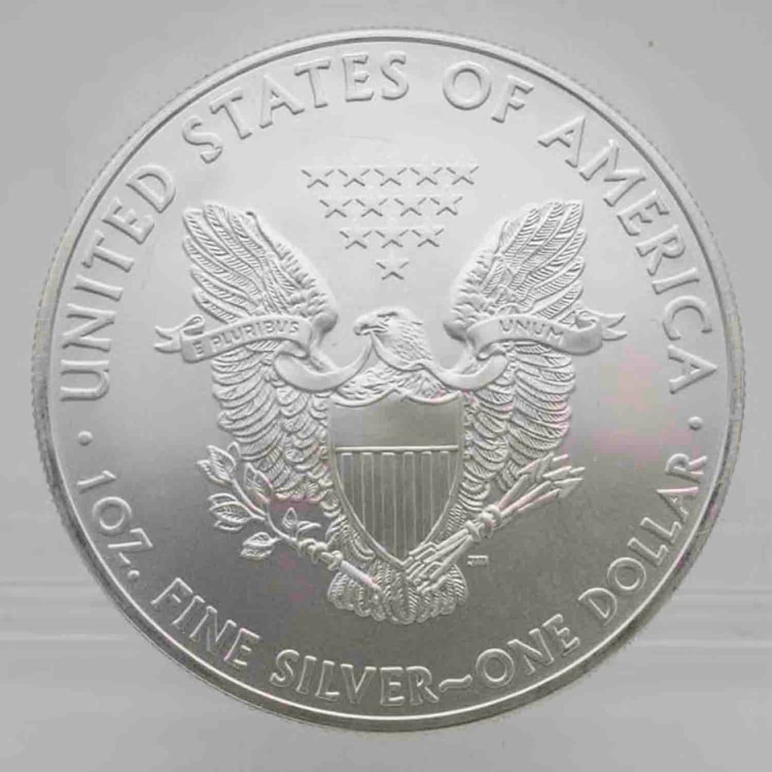 2009 American SIlver Eagle 1oz Silver Coin: MLC01059 Subject: American SIlver Eagle 1oz Silver Coin Medium: 999 Silver Year: 2009 Condition: MS Note: Any condition statement is given as an opinion and should not be treated as a statement of fac