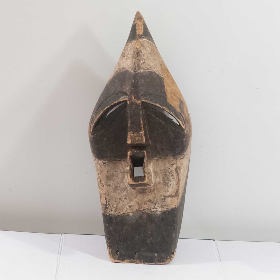 Old African Gabon Tsogho-Sango Bwiti Carved Wood Mask (1 of 10)