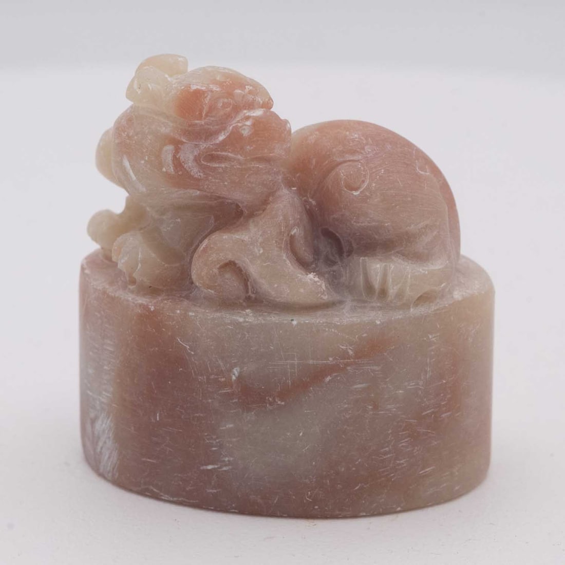 Old Chinese Carved Shoushan Stone Stamp: Medium: Shoushan StoneSize: 1.5x1.3x0.8 inchesAge/Detail: Old Chinese CarvedCondition: great overall, check photo for condition reference.Provenance:Collection from Estate in WilliamsburgPlease view a
