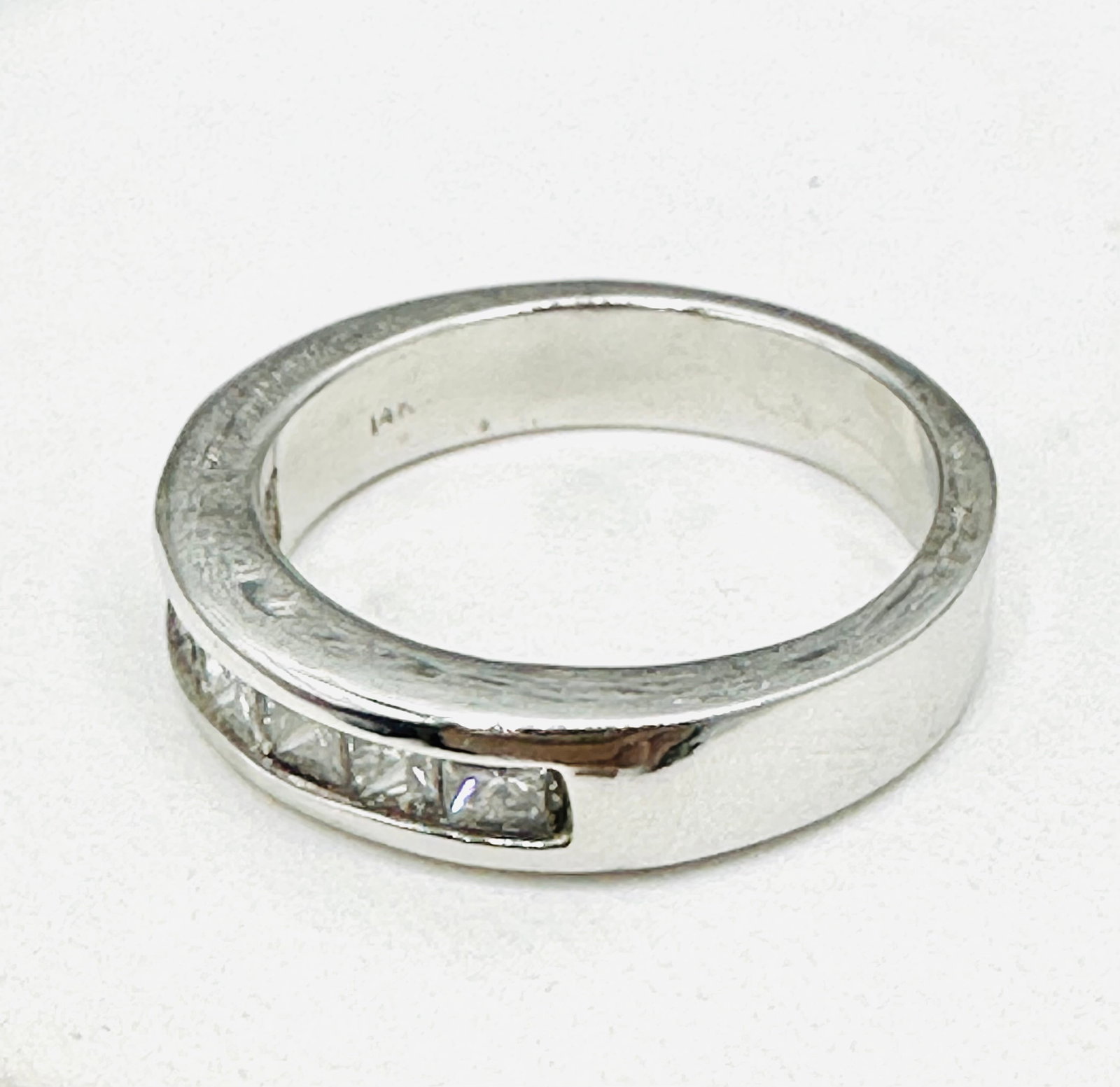 Natural Diamond Band Ring,14KT White Gold # 2372: # 2372 Natural Diamond Band Ring,14KT White Gold 7 pieces princess diamond 0.80 carat(t.w.) Ring Weight: 5.40 grams(t.w.) Ring Size: 6.5