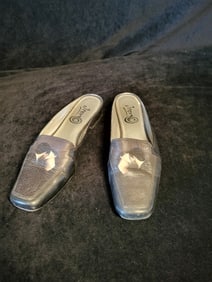 Icon Slip on Shoes with Faces Size 7