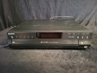 Sony 5-CD Changer CDP-CE500