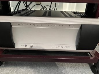 Musical Fidelity F-Class A: F25 Pre/F15 Amp/FT Tuner - 2 Remote Control - MBL