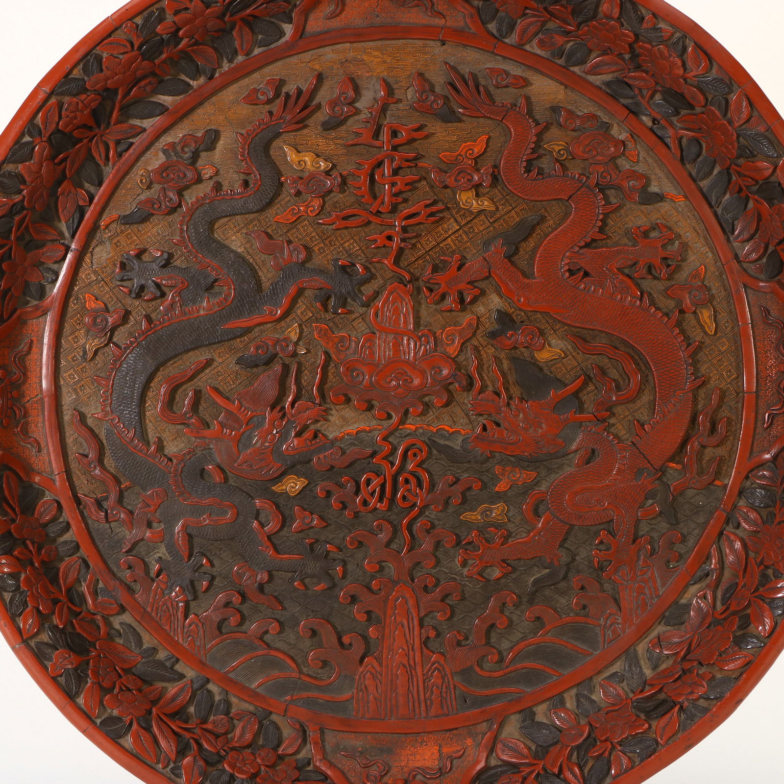 A crimson dragon-patterned plate - 6