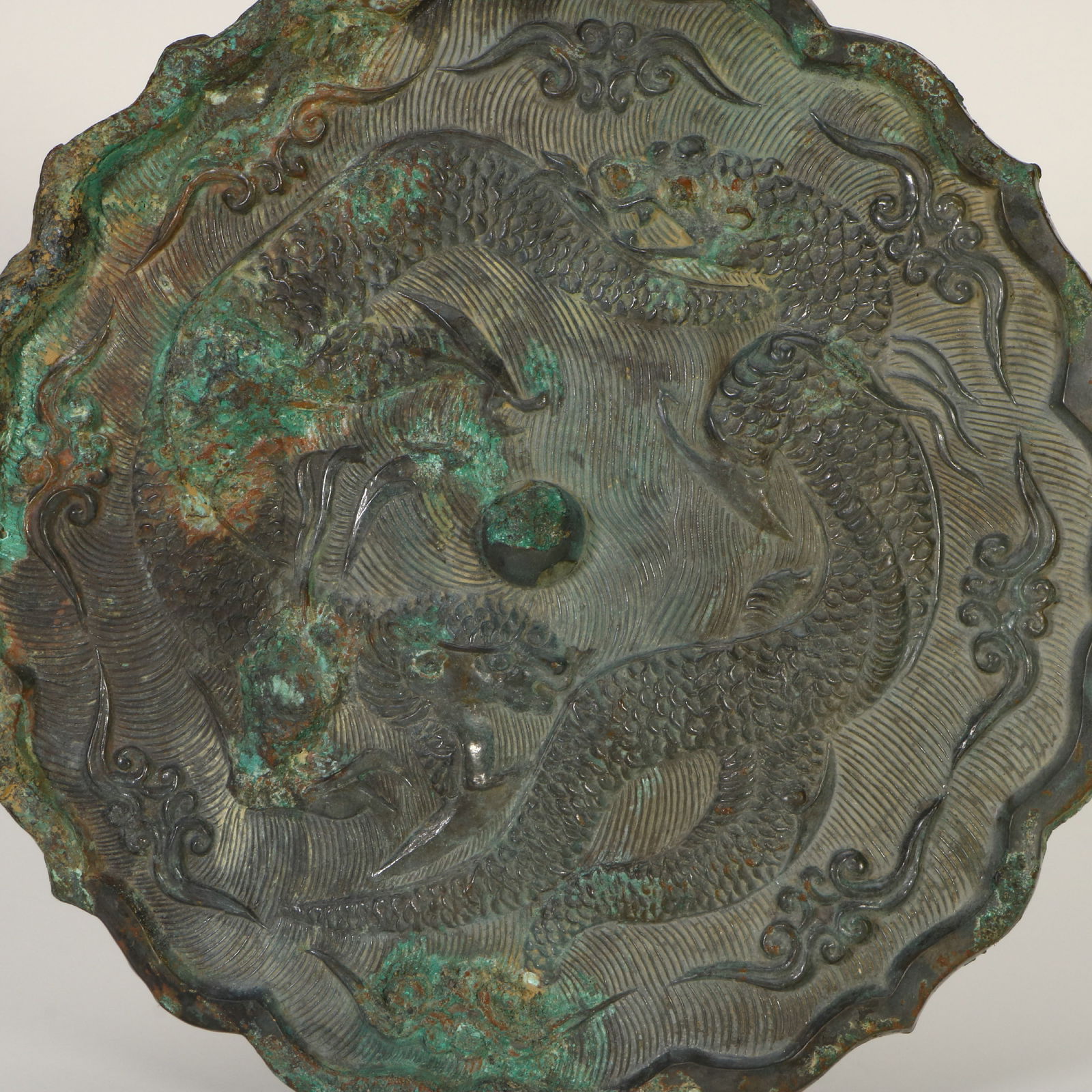 A dragon and phoenix bronze mirror - 5