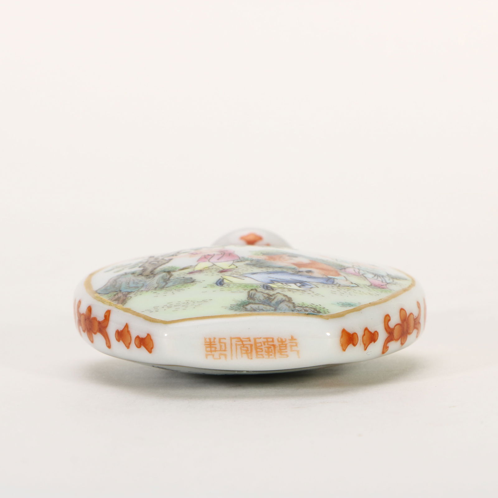 A pastel snuff bottle - 5