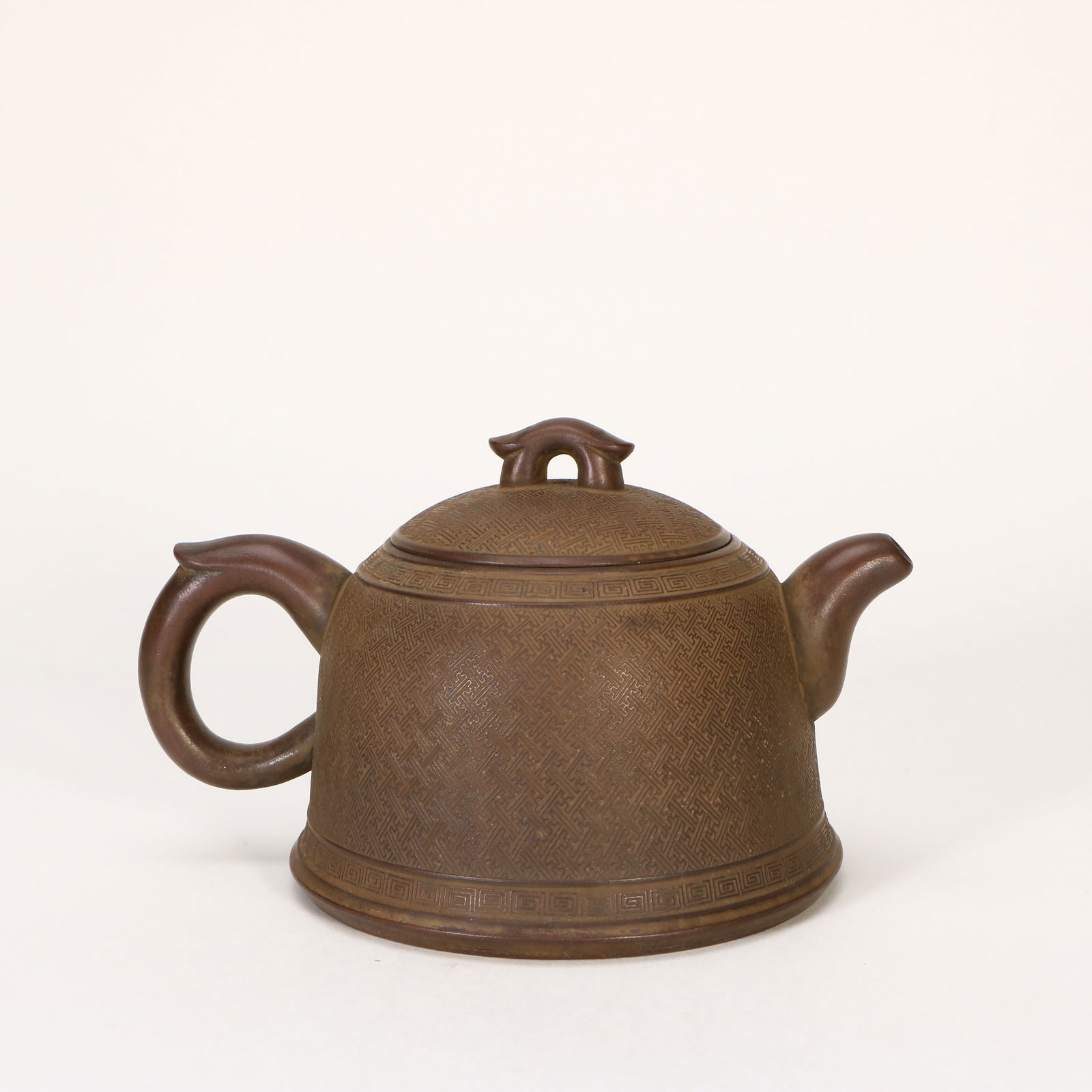 A purple clay teapot - 3