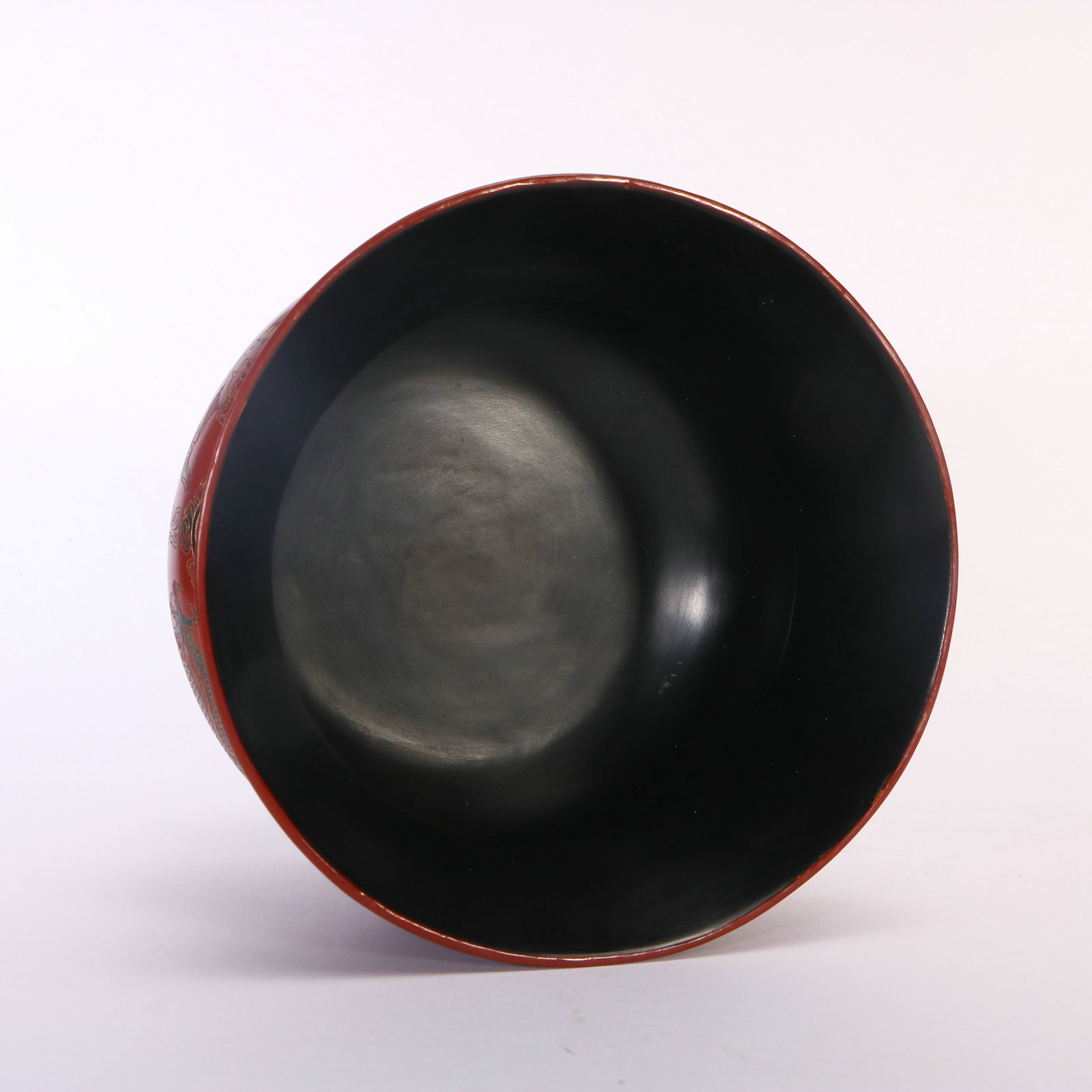 A Chinese lacquerware vase - 6