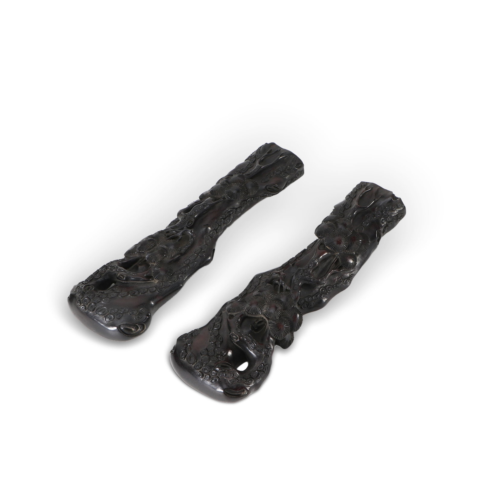 A pair of rosewood ornaments (1 of 6)