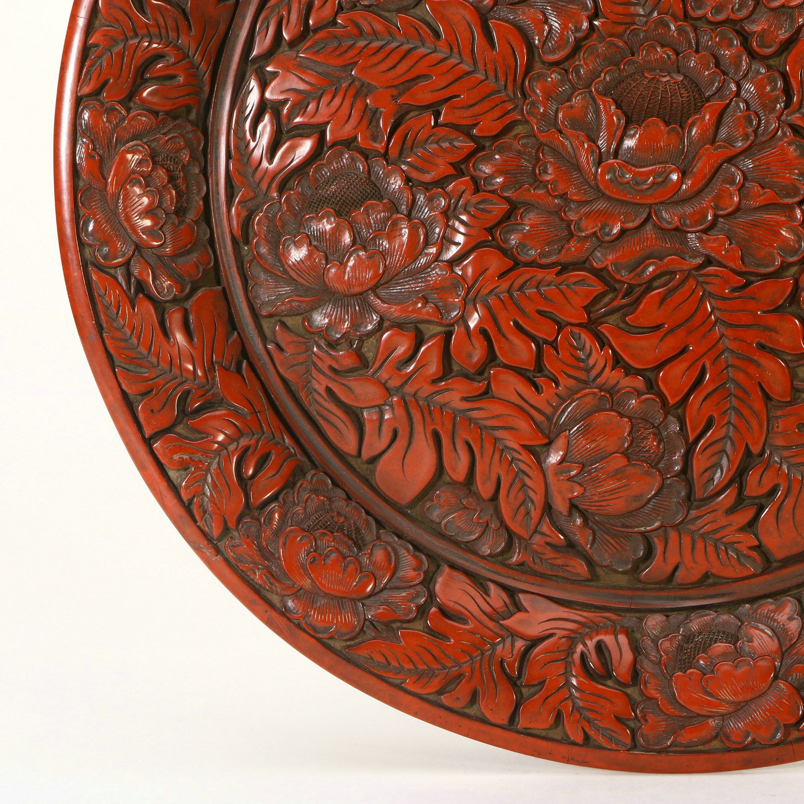 A Chinese lacquerware plate - 5
