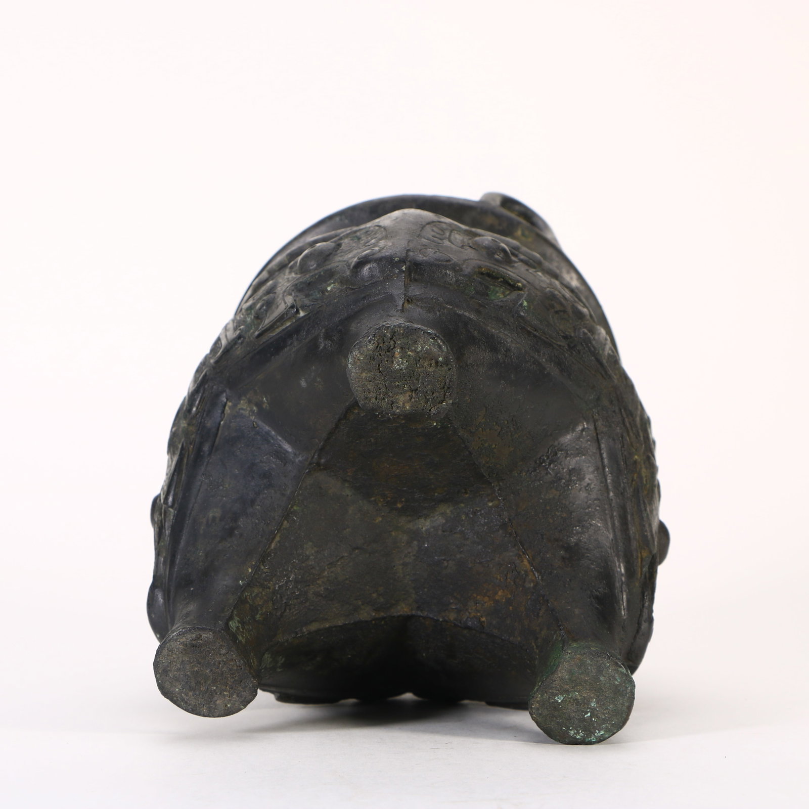 A bronze tripod cauldron - 8