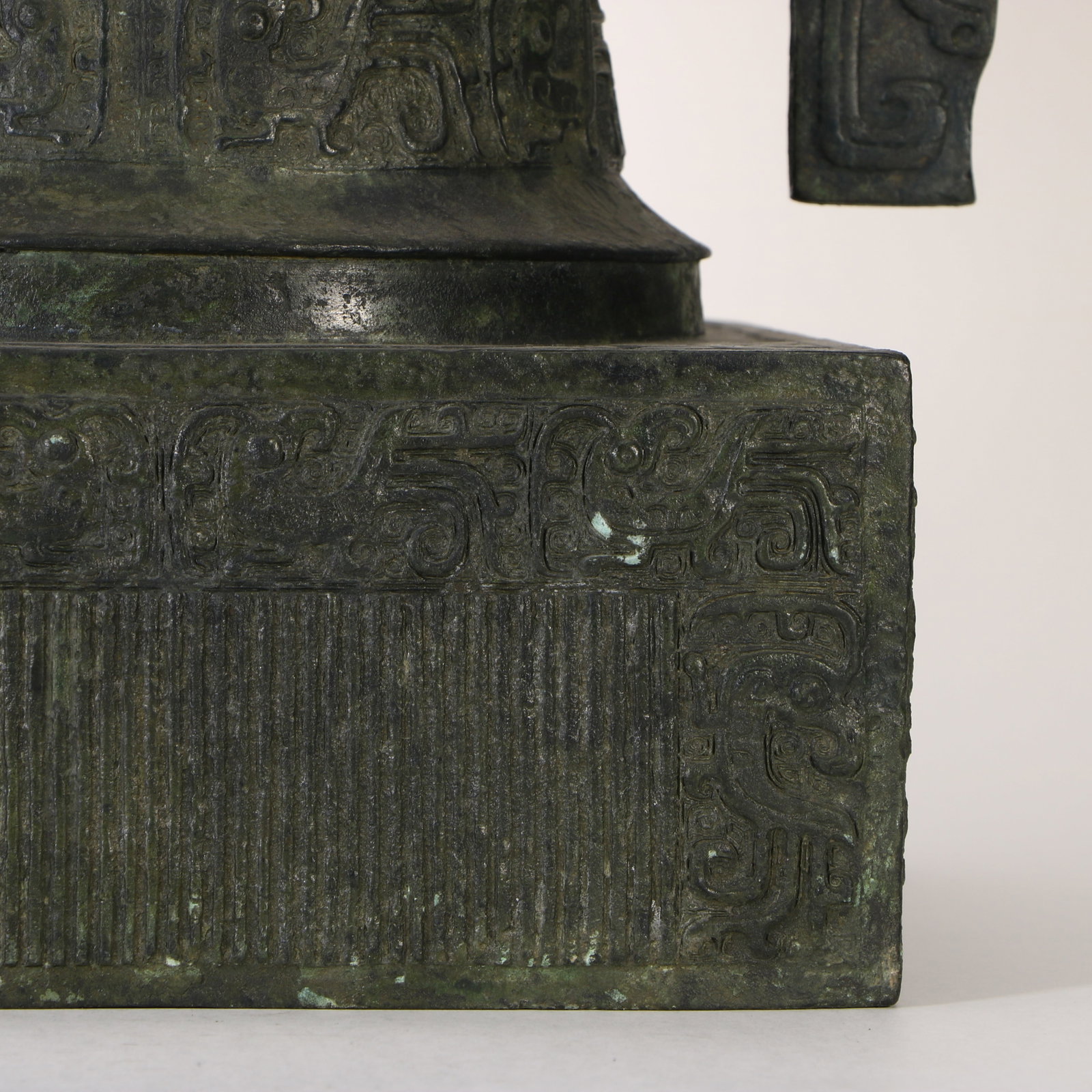 A bronze double-handled censer - 5