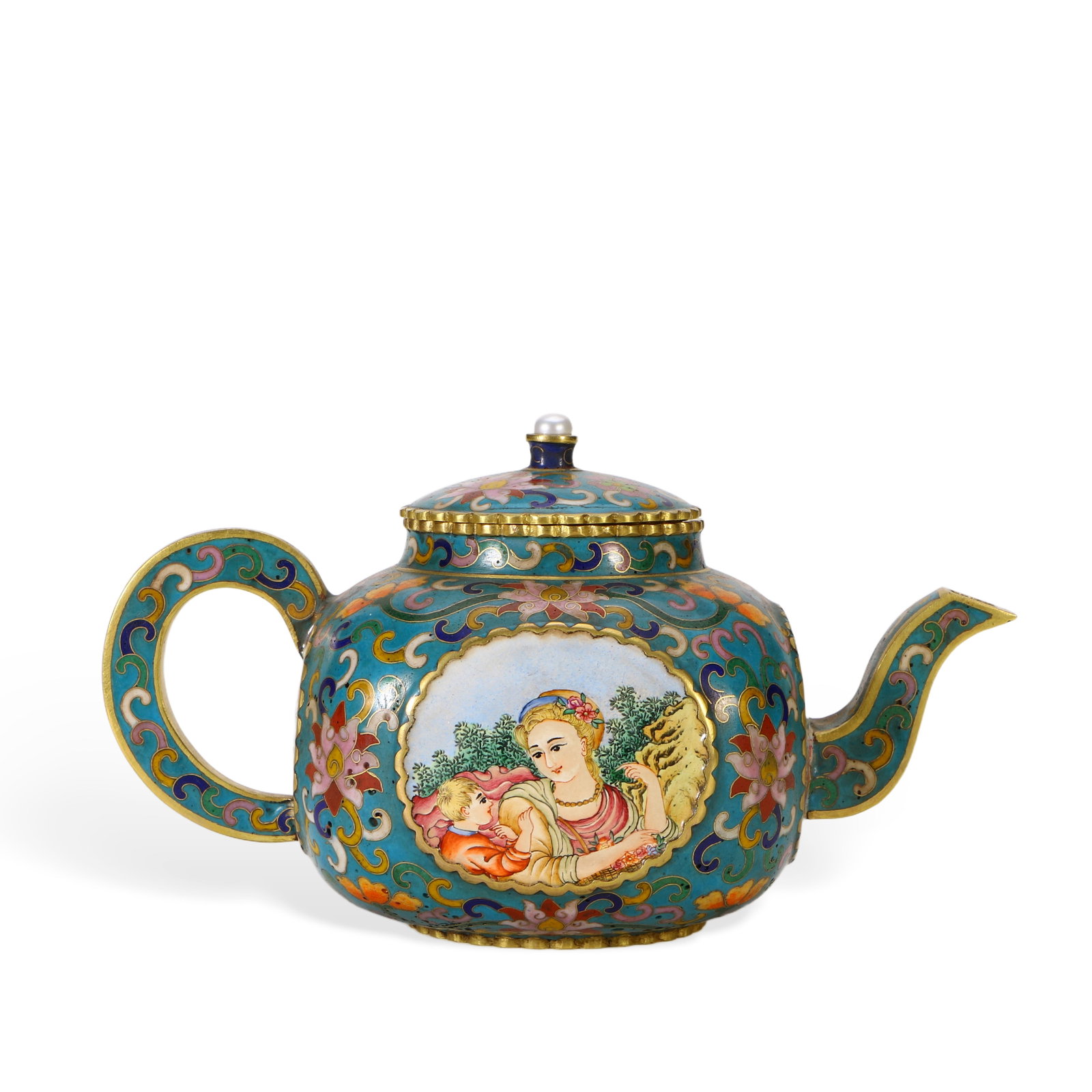 A cloisonn?? enamel teapot: The body of the pot is painted with women and children, 9.5 cm high, 18.5 cm long, 5.8 cm in diameter