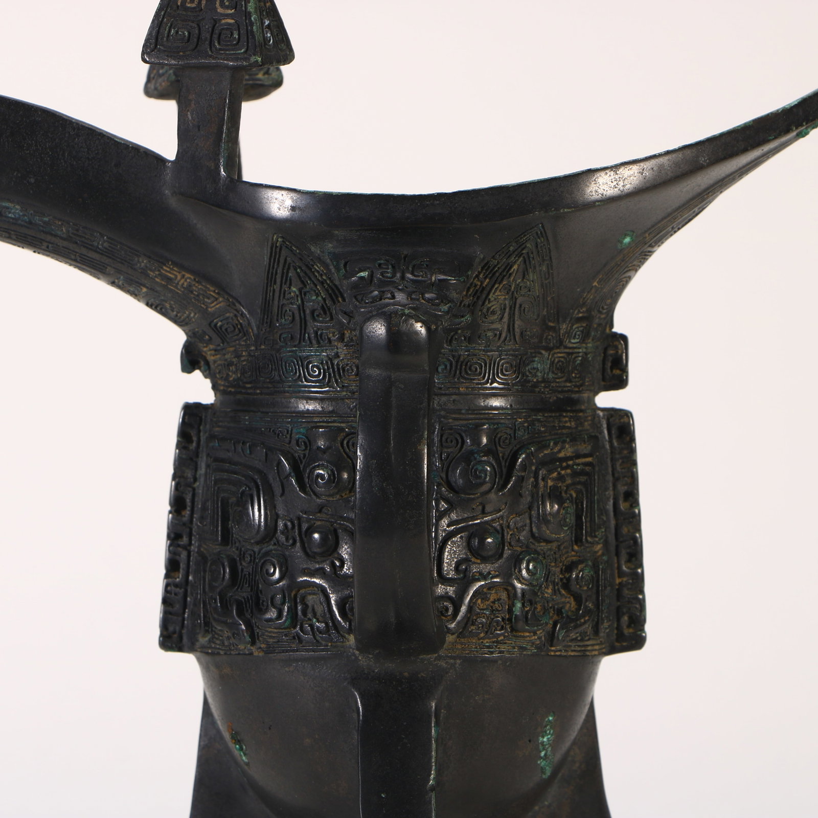 A bronze goblet - 4