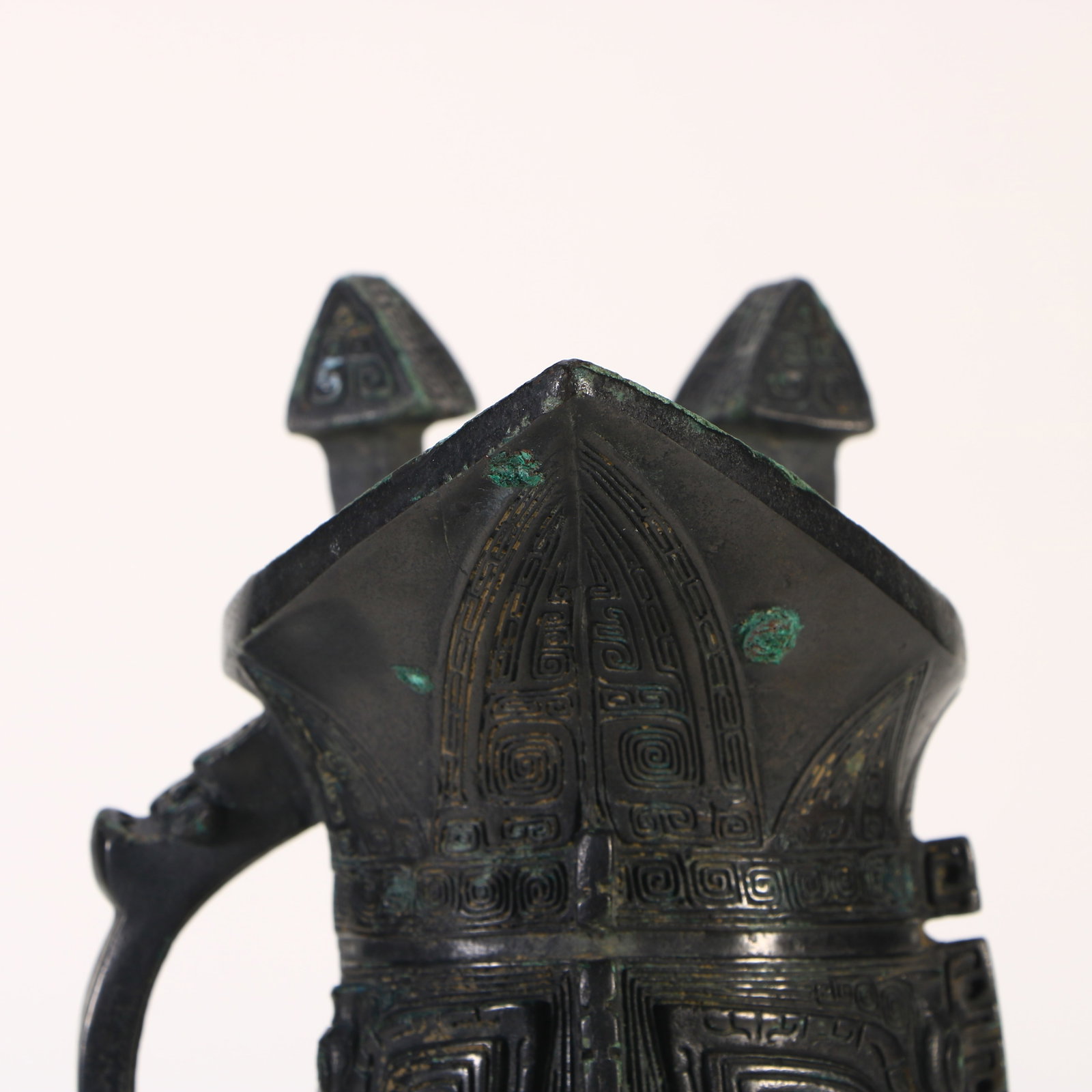 A bronze goblet - 5