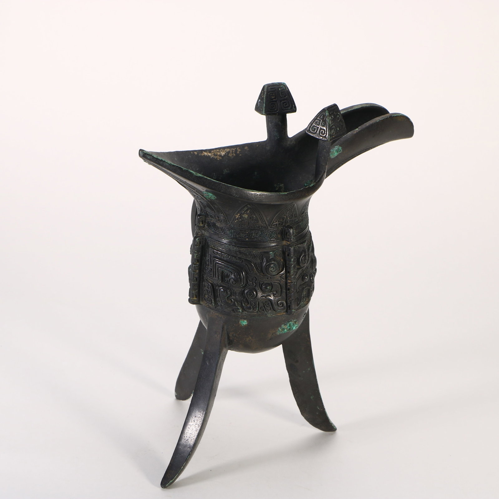 A bronze goblet - 6