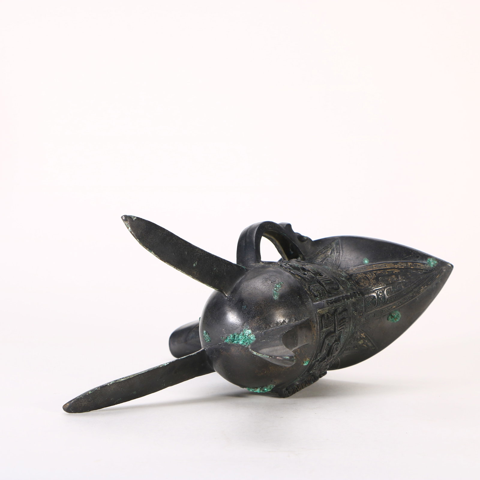 A bronze goblet - 8