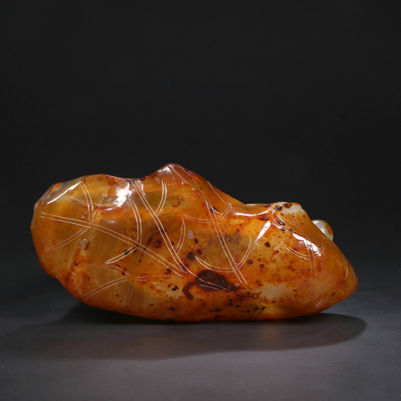 An agate water basin - 7