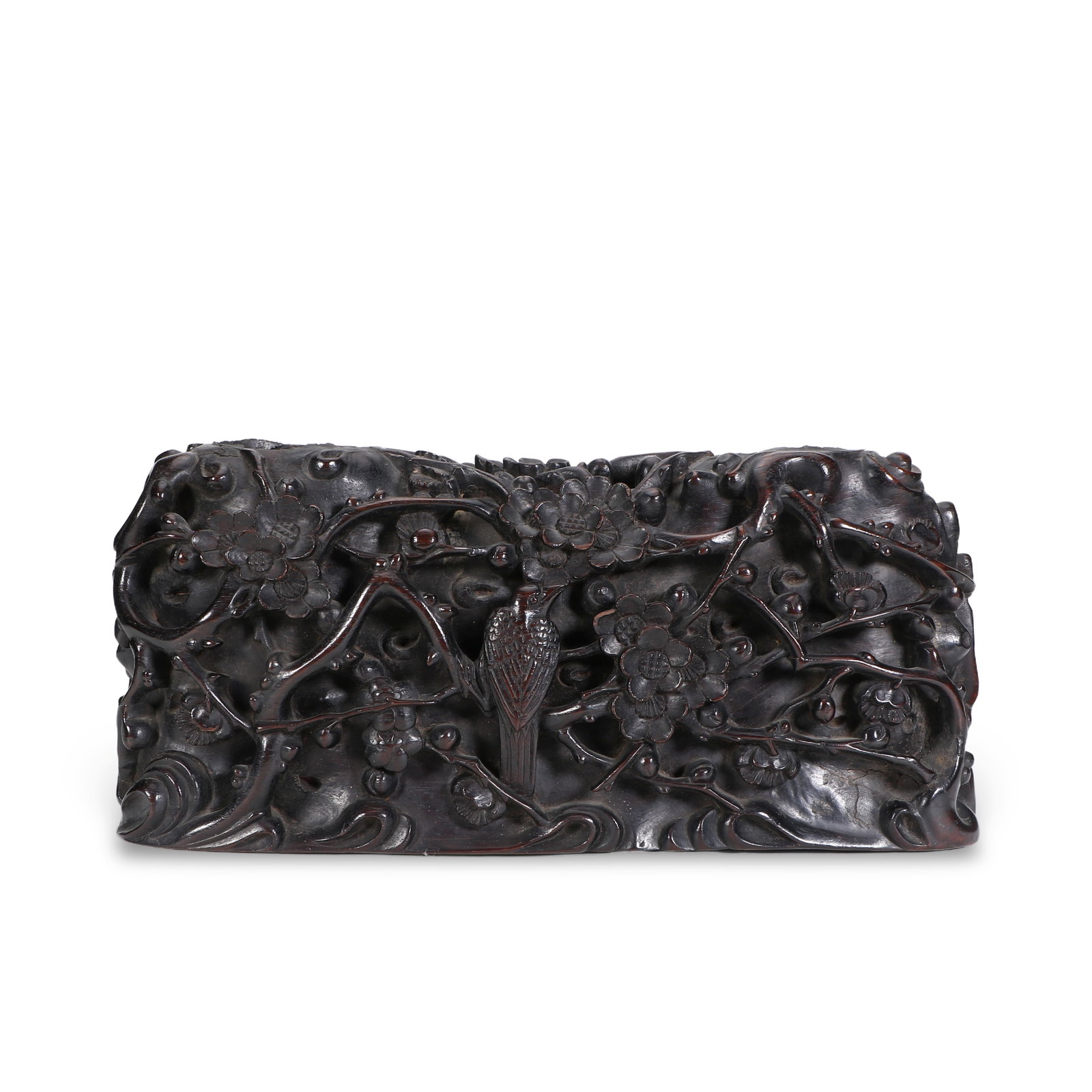 A Qing Dynasty zitan base: The entire piece is carved with openwork floral and bird patterns. Height 14.5 cm, length 30 cm, width 10.5 cm.