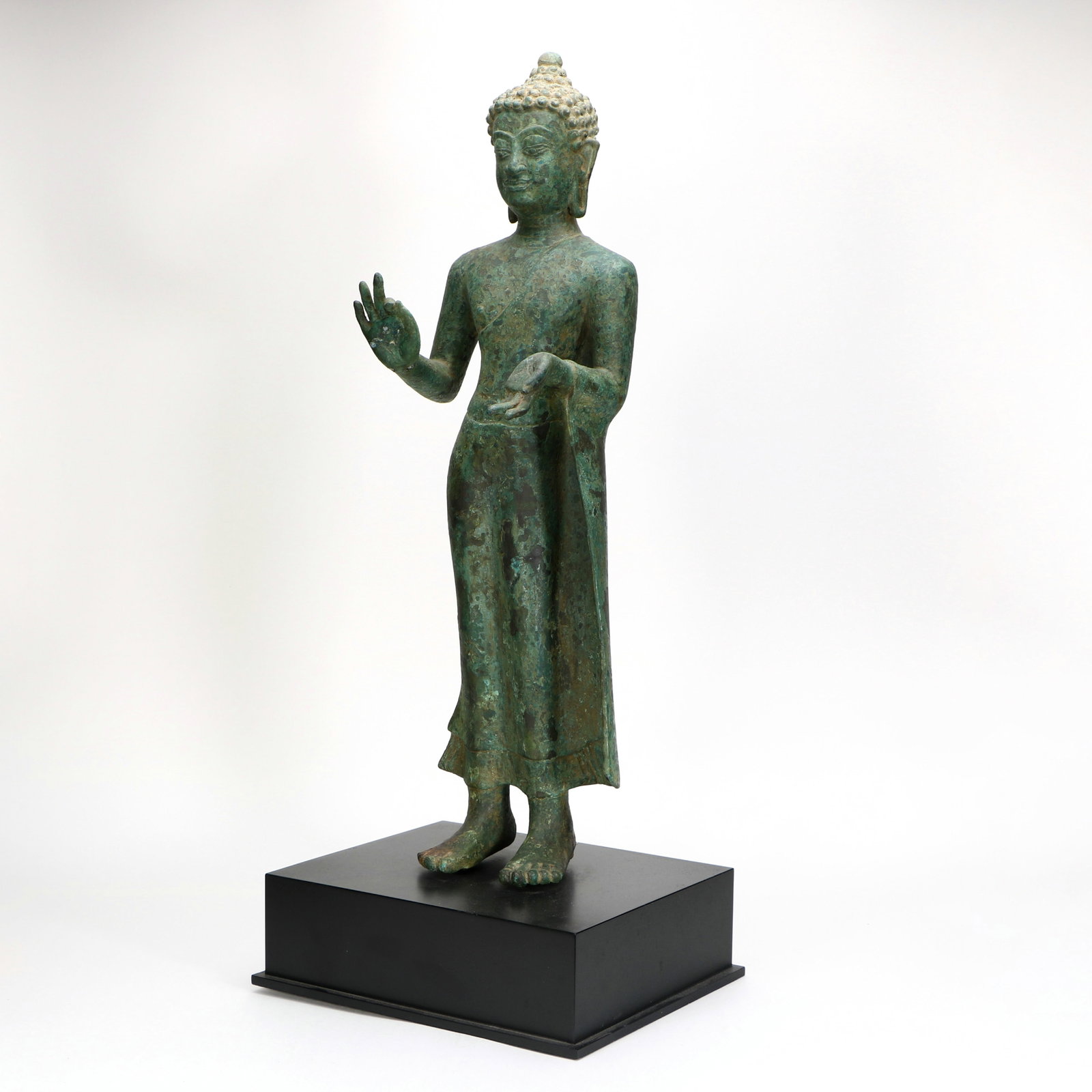 A bronze Shakyamuni Buddha statue - 5