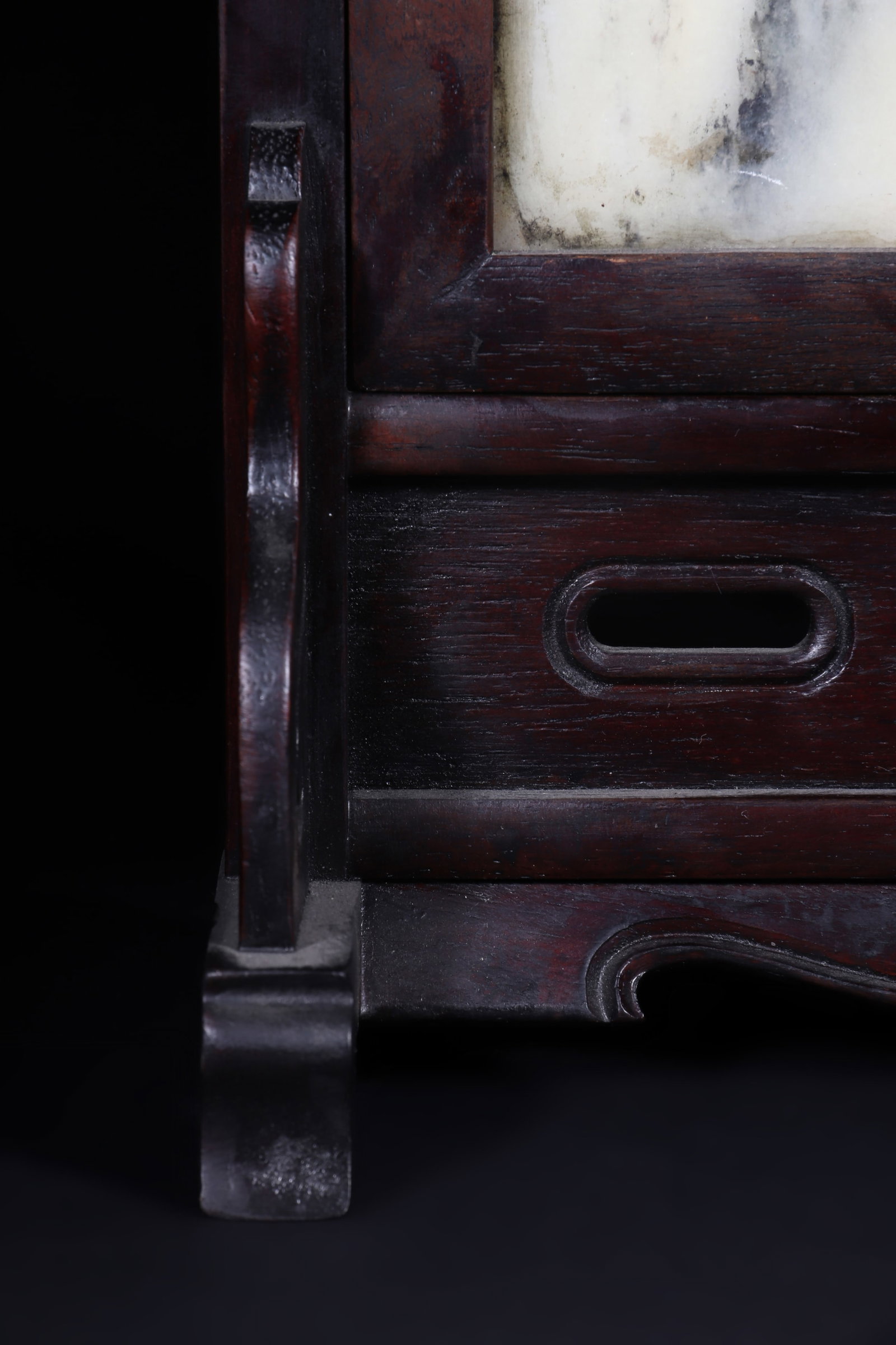 A Chinese Decorative Screen - 6