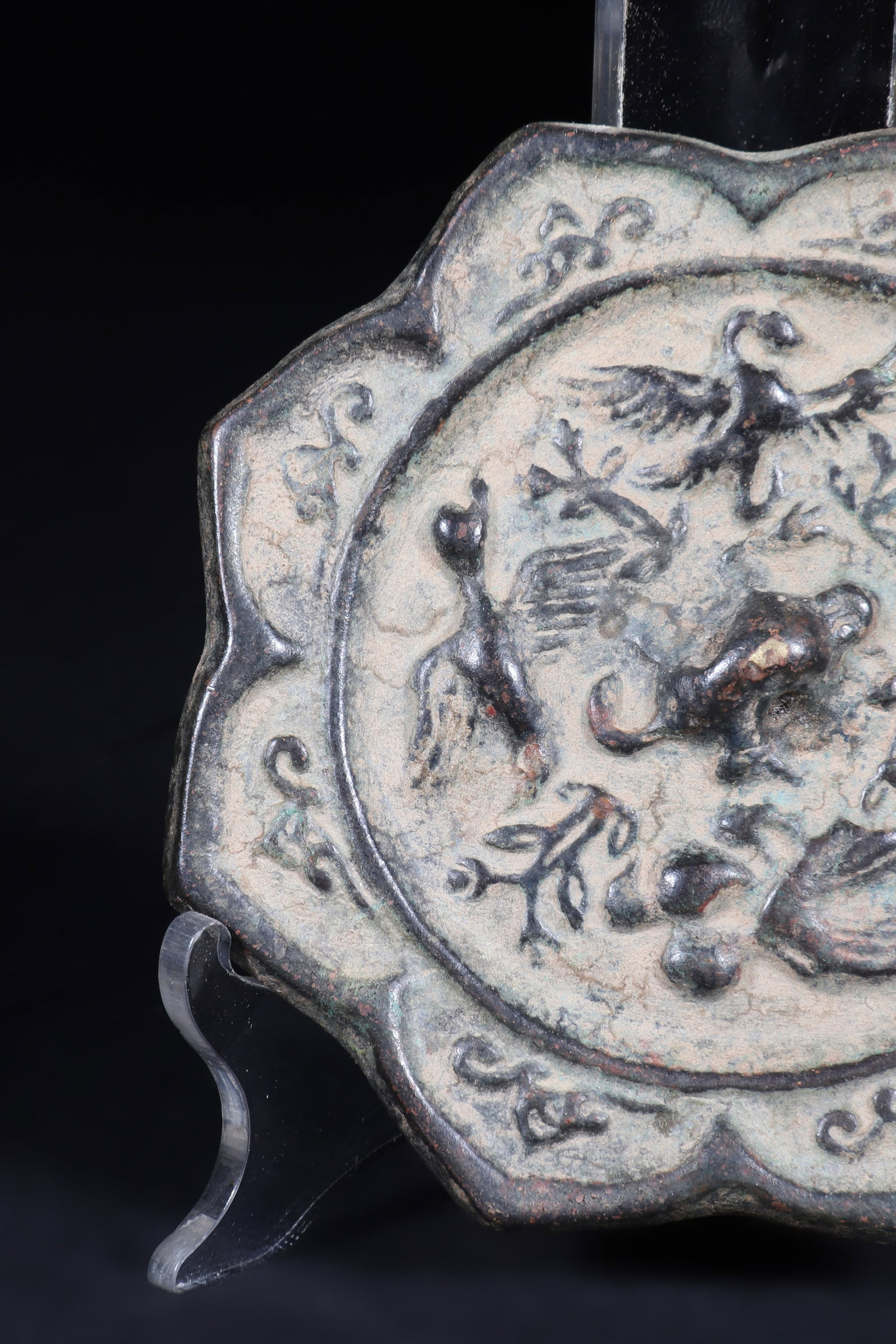 An Ancient Bronze Mirror - 3