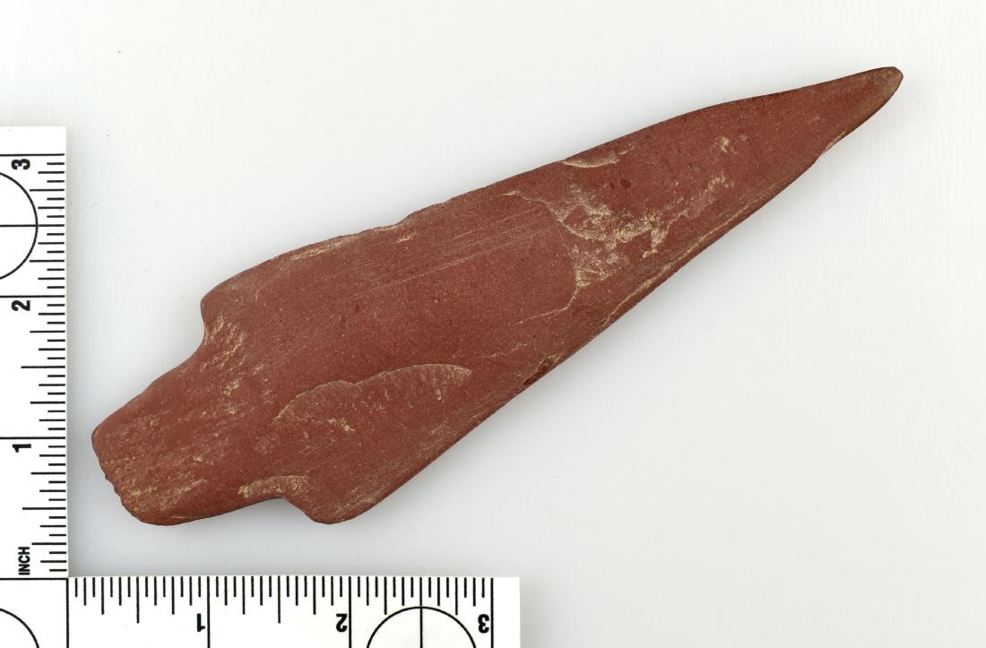 6 1/4" Red Paint Culture Spear - Davis G-9 COA: Nice example from Maine. Davis G-9 COA. Rare piece from an early Atlantic coast culture.