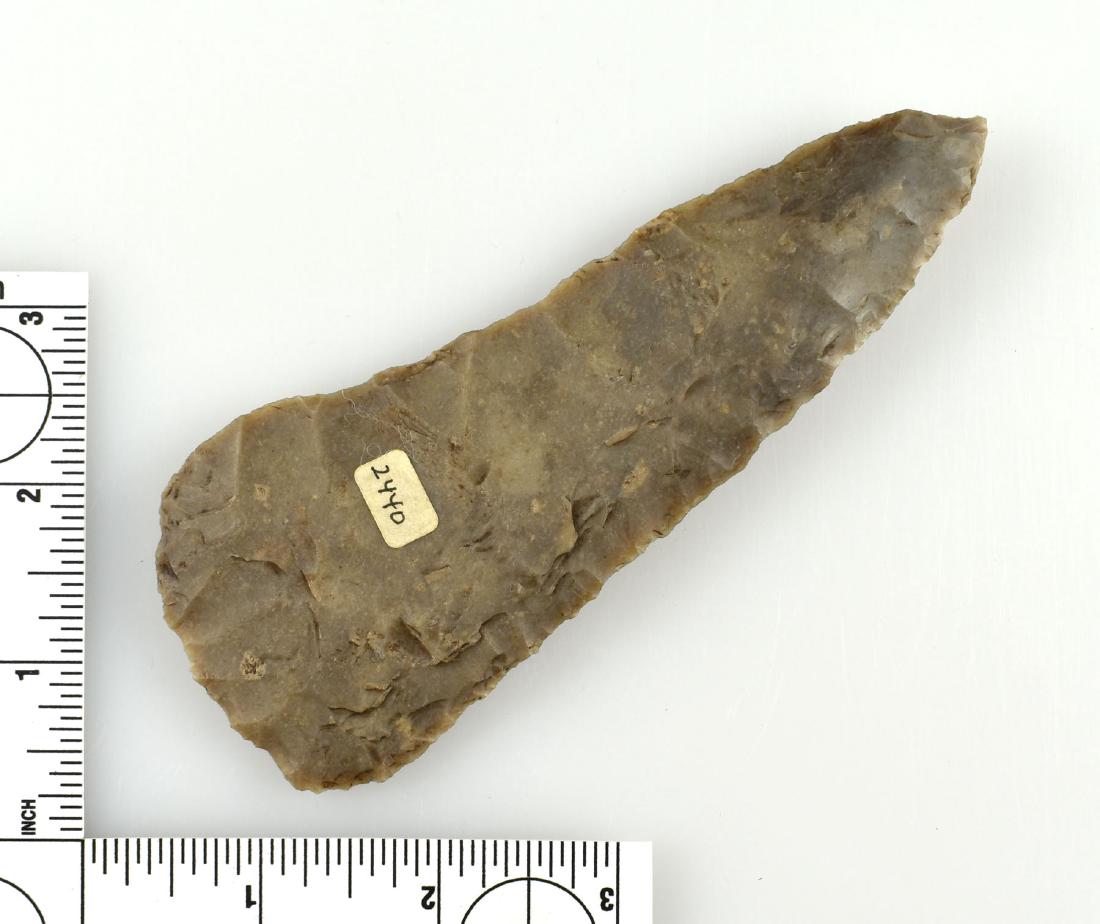 5 7/16" Covington Knife: Nice example from Basque Co., Texas. Ex - J.L. Harris, Lincoln B. Smith Collections. Edwards Plateau Chert.
