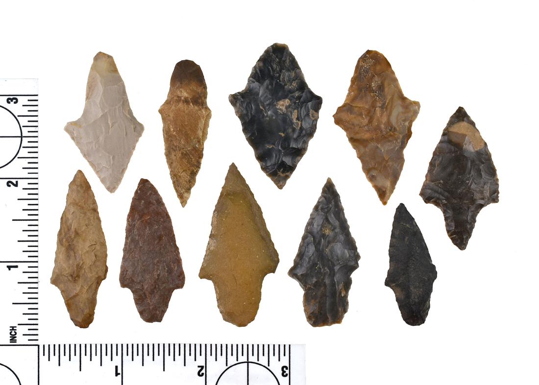 10 Oklahoma Gary Points: Nice assortment of materials from McCurtain Co., Oklahoma from the Moon Collection.