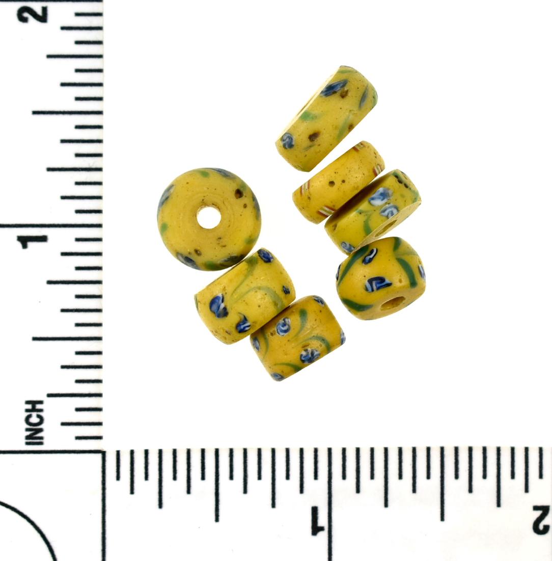 7 Nice yellow trade beads.: Ex Meyer Collection