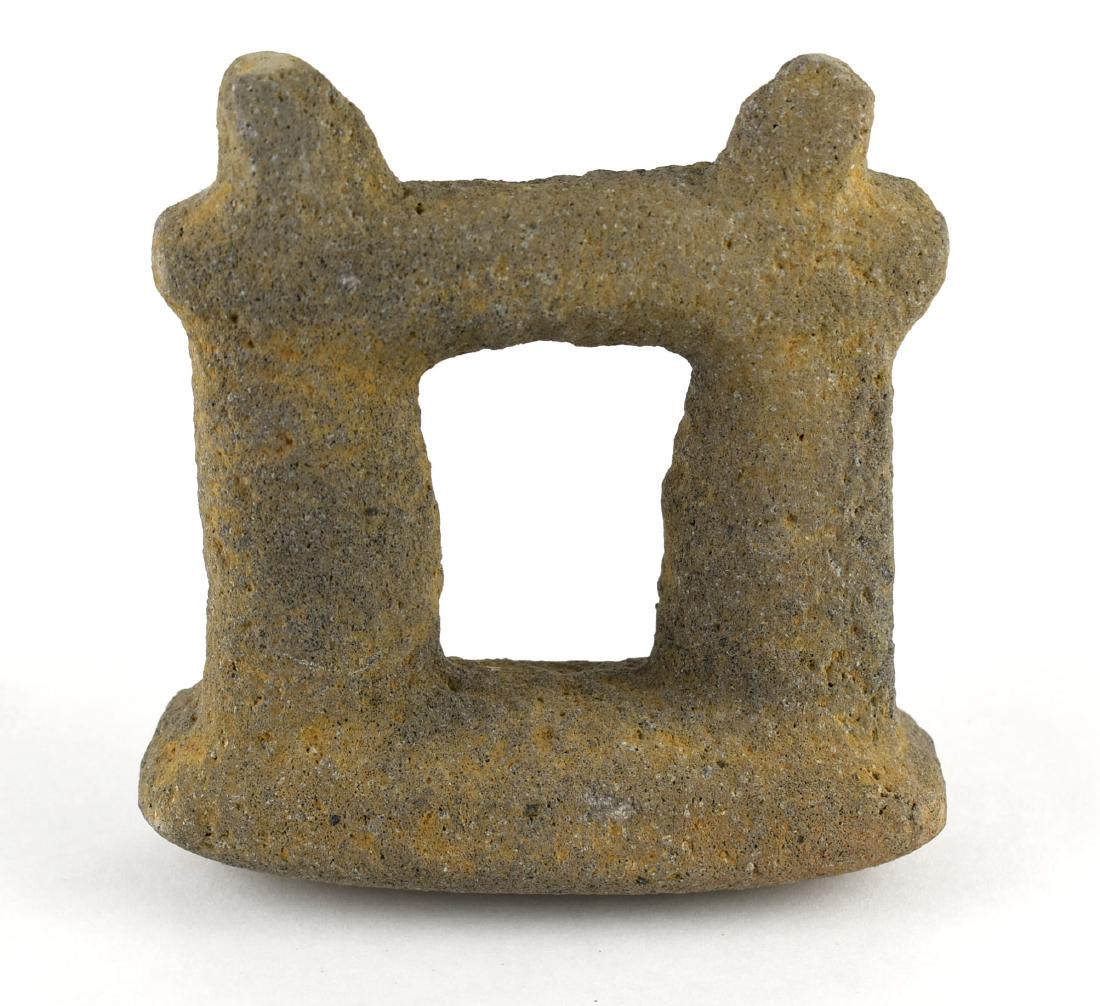5 1/4" Stirrup Mano: Gray hardstone example from Central America formerly of the Kelly Chestnut and a Private California Collection.