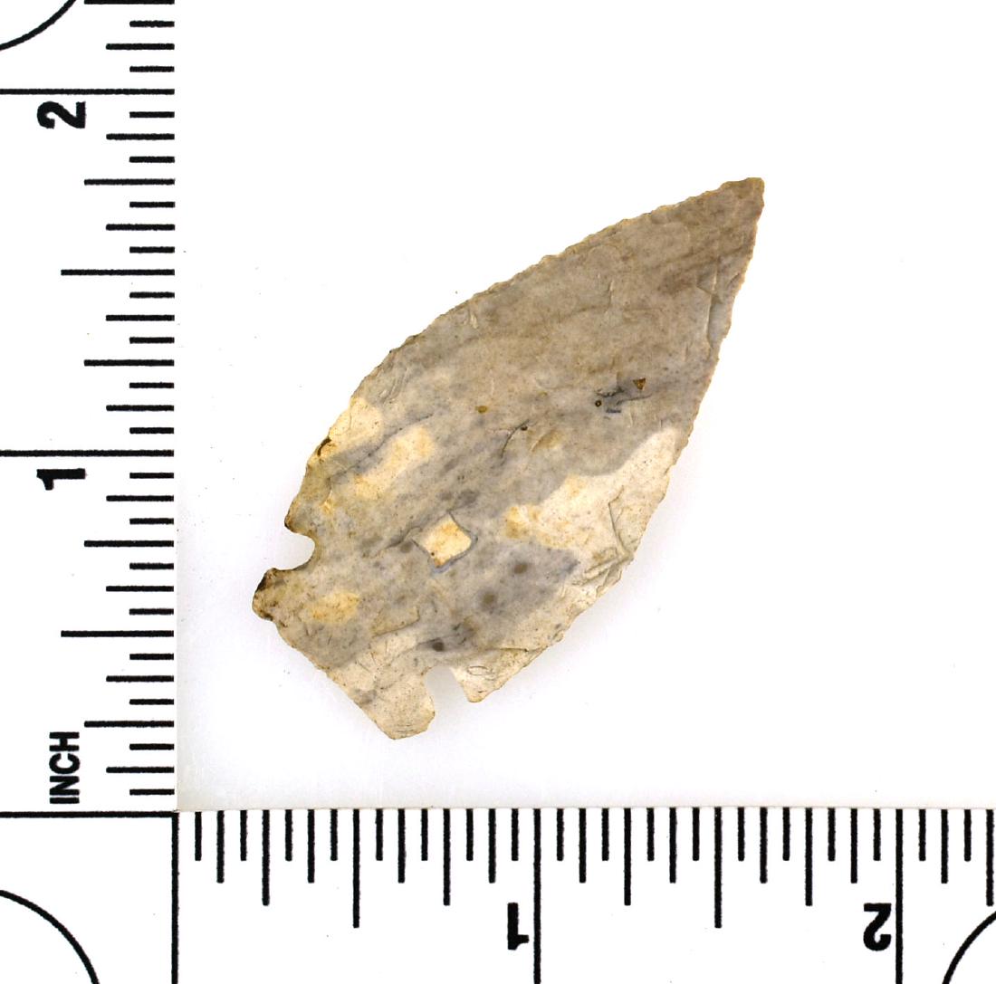 1 13/16" Intrusive Mound: G-10 example in a gray and cream flint found prior to 1950 from Darke Co., Ohio and formerly of the Frank Adell Collection.