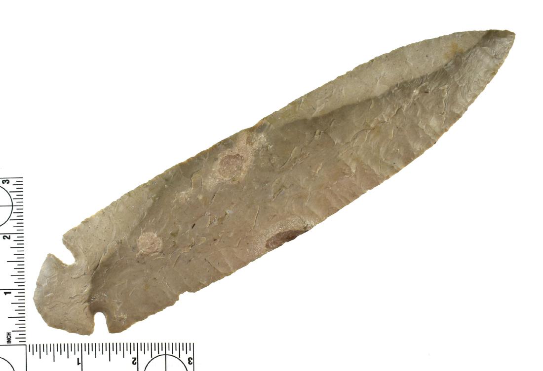 9 13/16" Gray Ghost Reproduction.: Large example in Edwards Plateau Chert Reproduction. As is.
