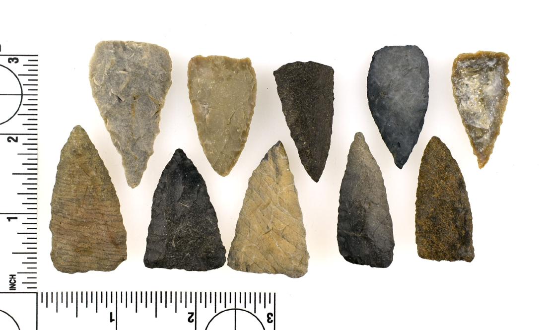 10 Texas Tortugas Points: Largest measures 1 3/4" long. All nice form with excellent patination. Mostly Edwards Plateau with one blanched white high grade, likely Georgetown, flint. Ex- Dr. Richard Snyder Collection. All 