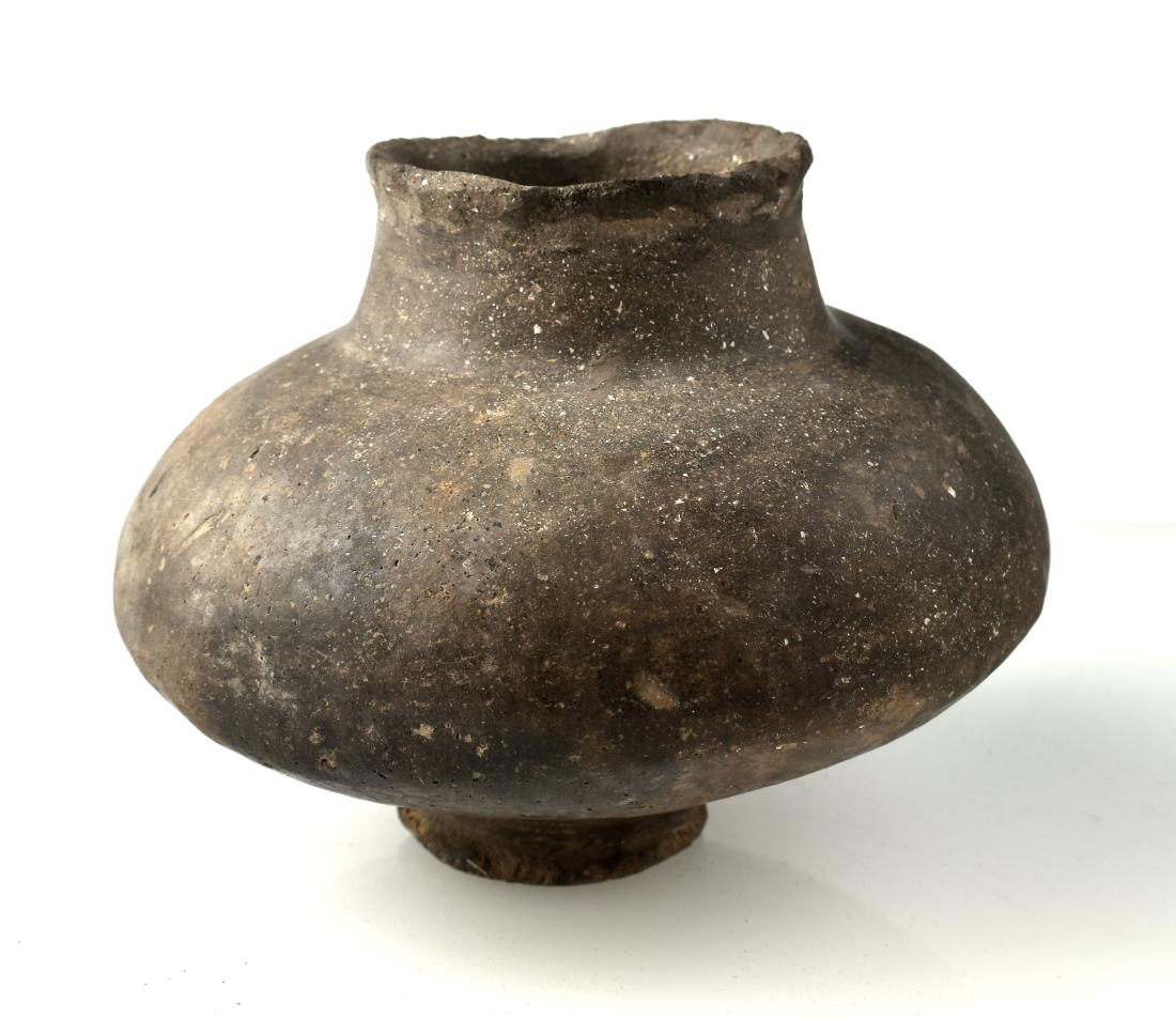 4 1/4" x 6" Carnated Pot - Restored (1 of 3)