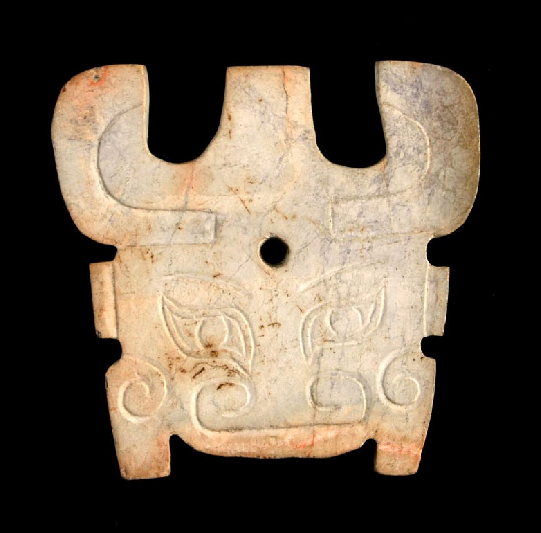 EXTREMELY FINE ANCIENT CHINESE SHANG DYNASTY JADE (1 of 3)