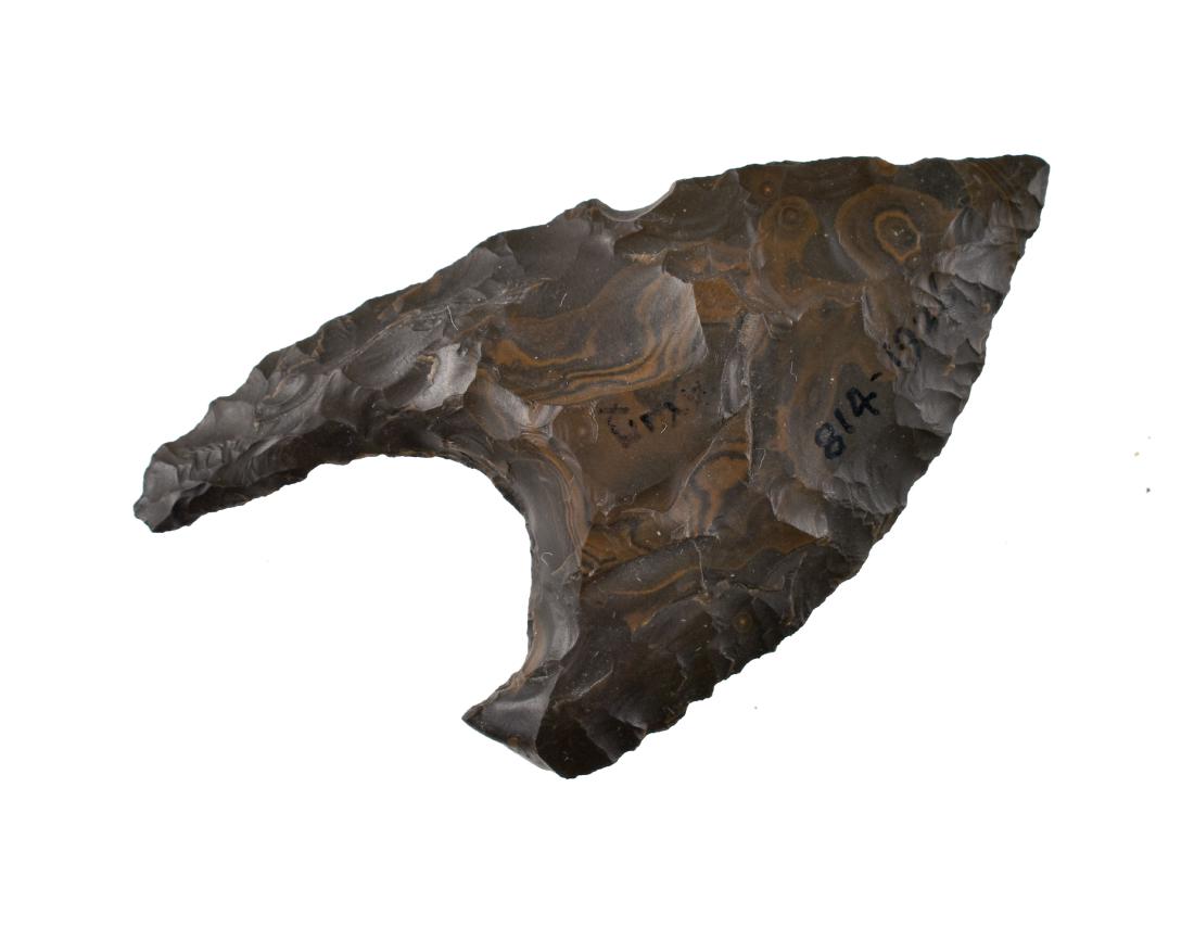 2 3/8" Naqada Arrowhead: Larger example found at Fayoum, Egypt in 1926. Formerly of the Knowles and Dr. Paul Park Collections. #814-1926 Naqada I Culture. Brown jasper.