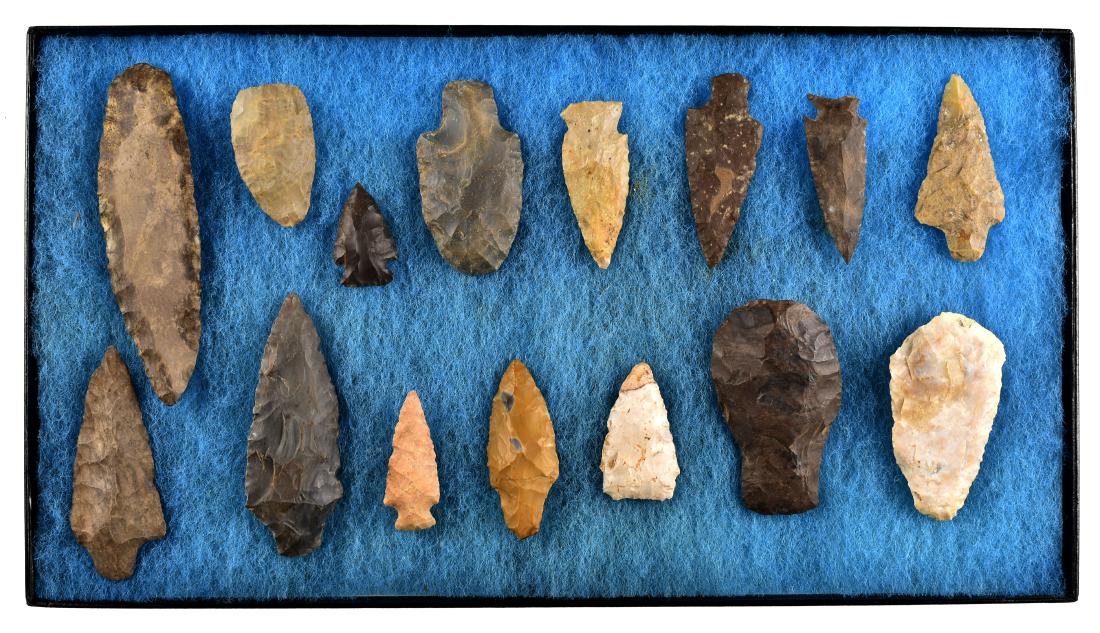 14x8 Display of TN Arrowheads: Central Tennessee.